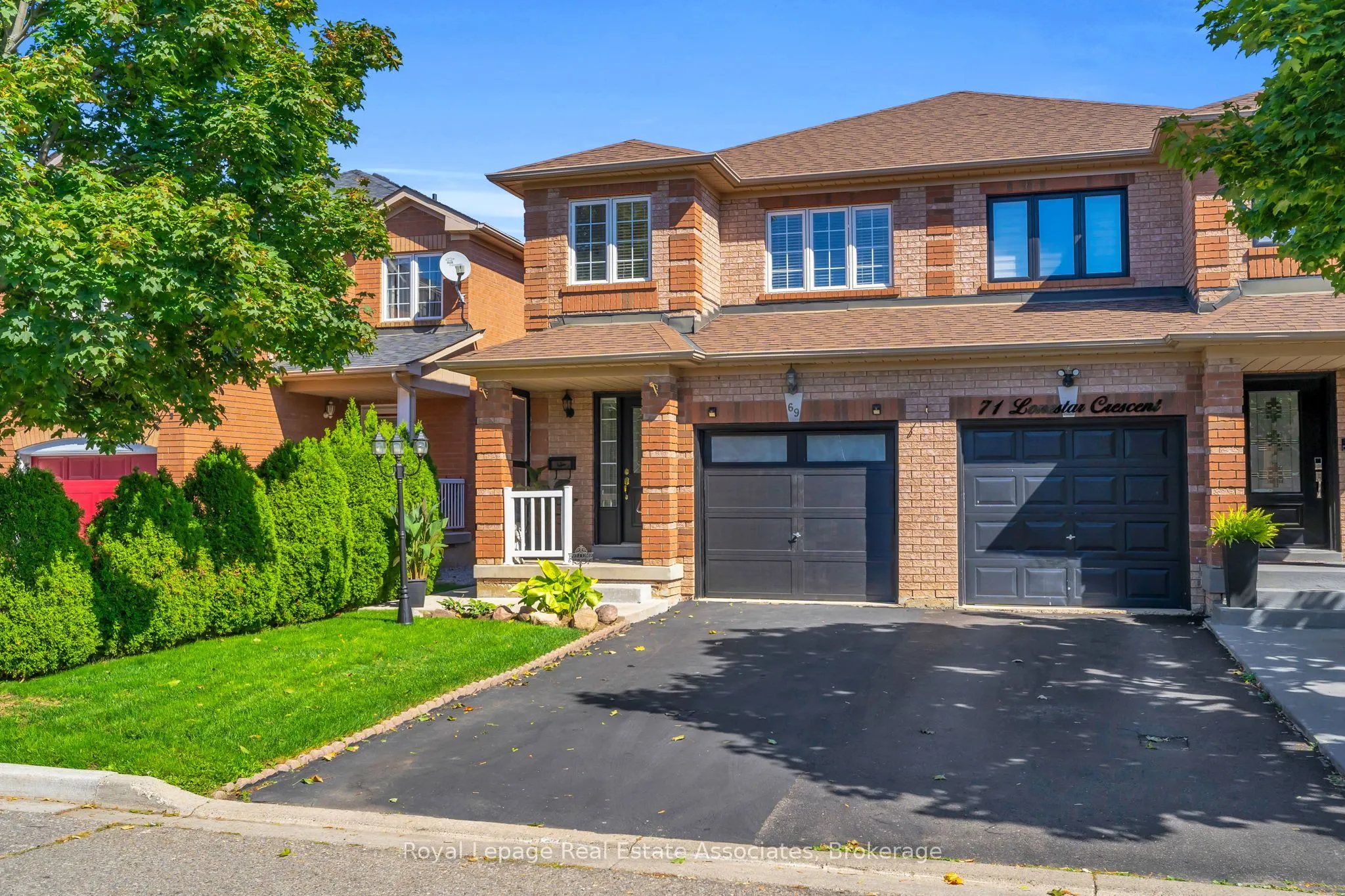69 Lonestar Crescent