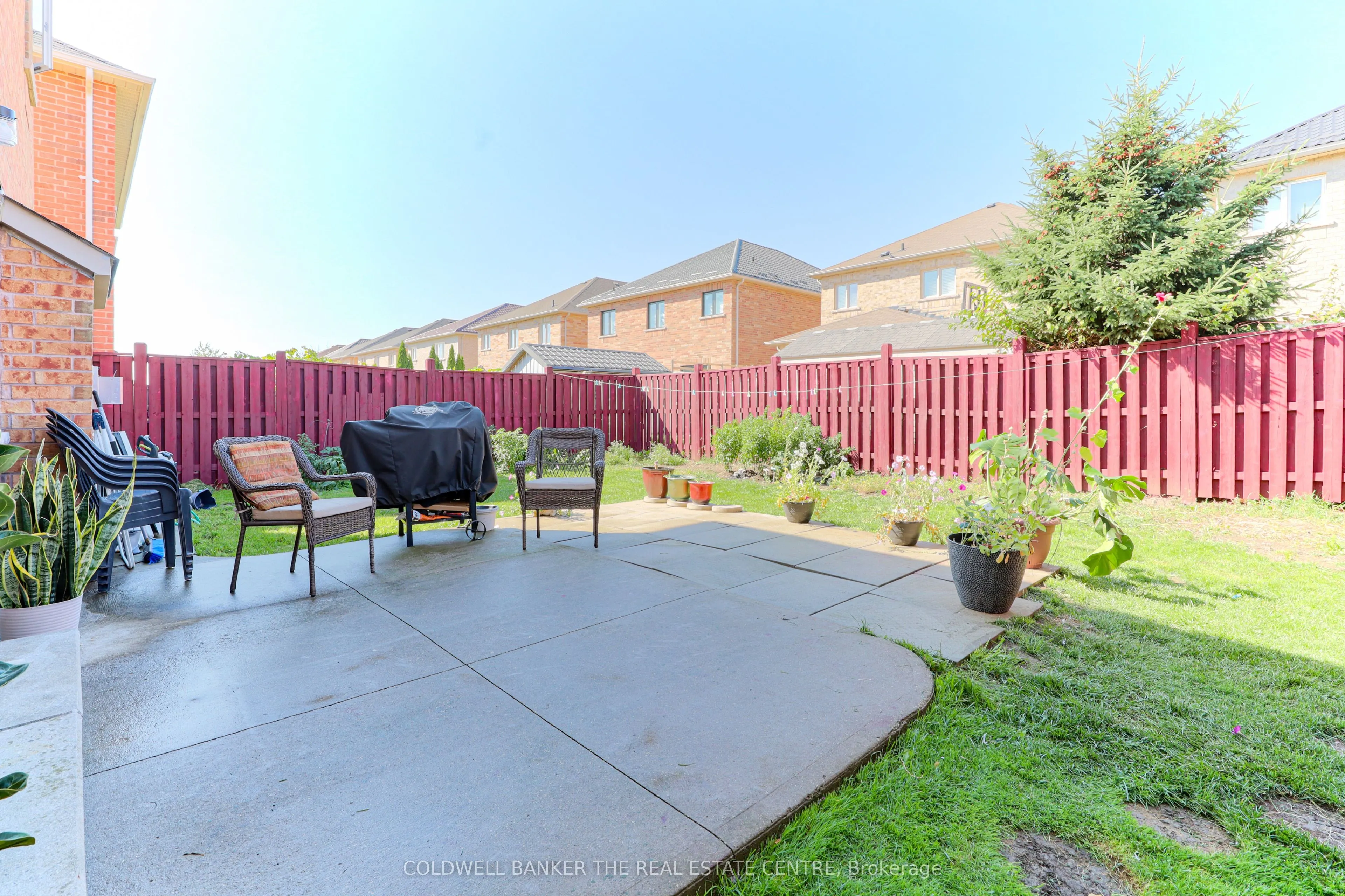 24 Mellowood Avenue