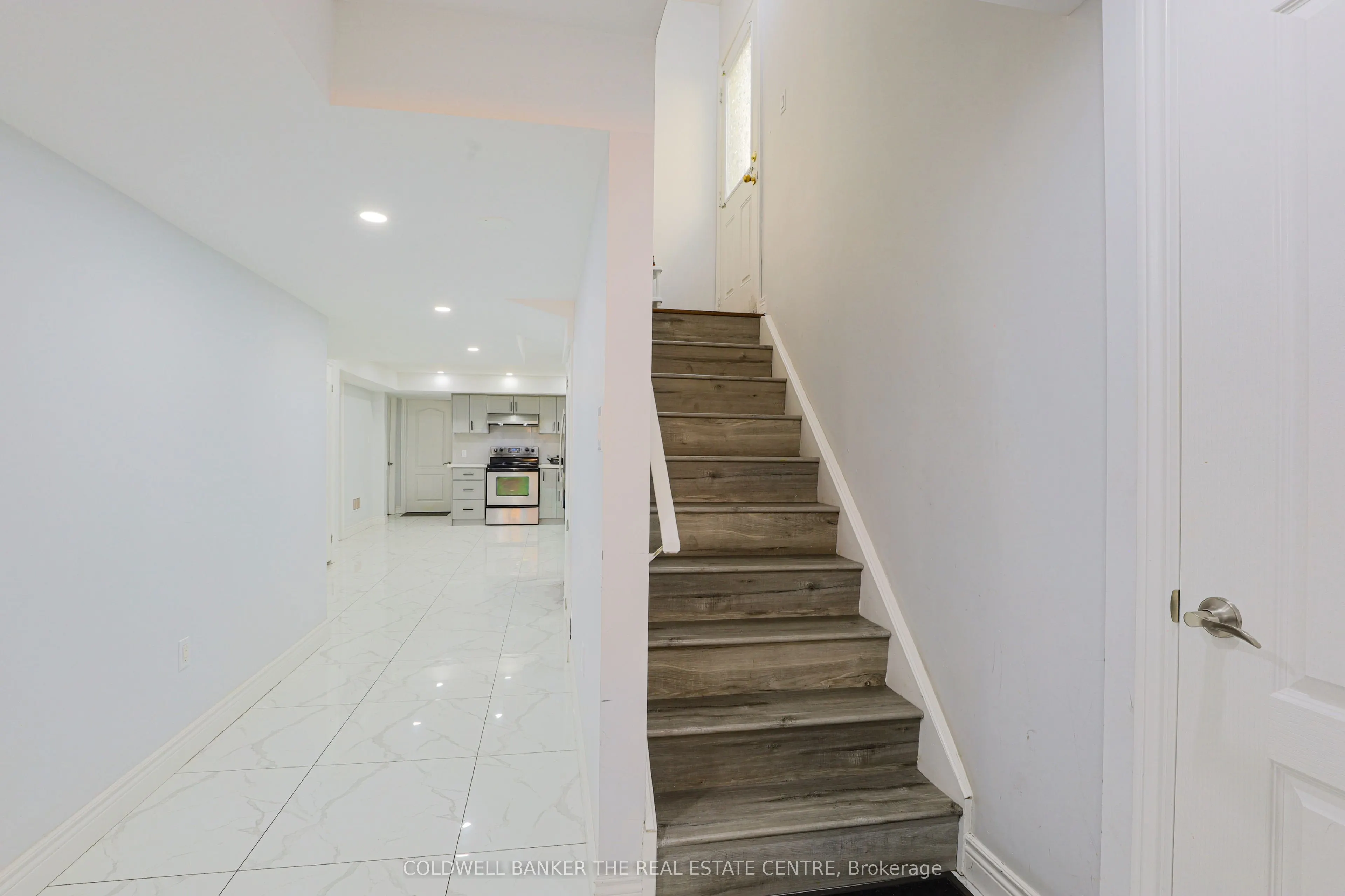 24 Mellowood Avenue