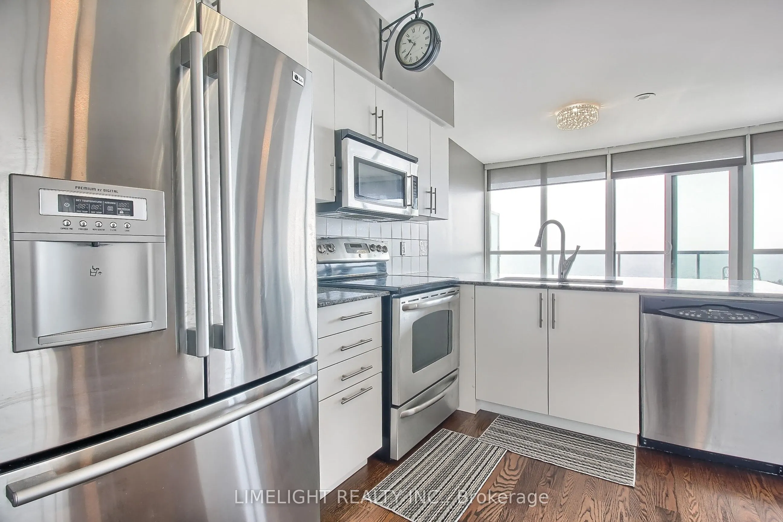 2240 LAKE SHORE Boulevard W, #2208