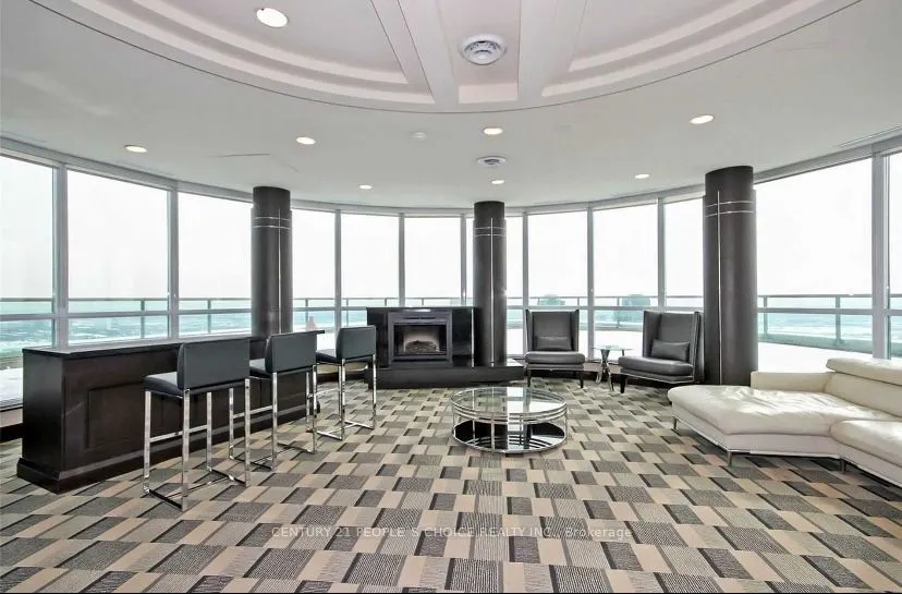 208 Enfield Place, #2807