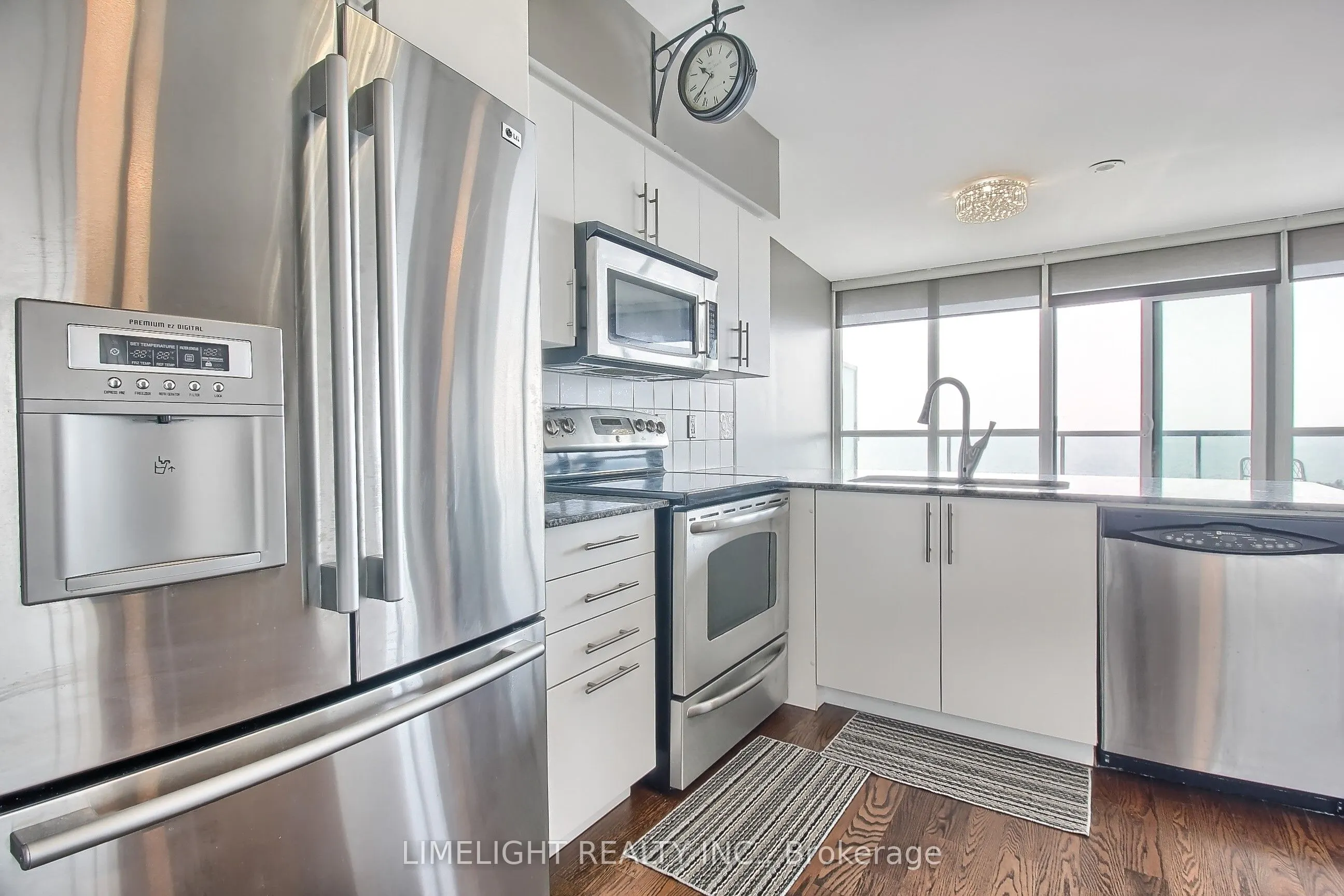 2240 LAKE SHORE Boulevard W, #2208
