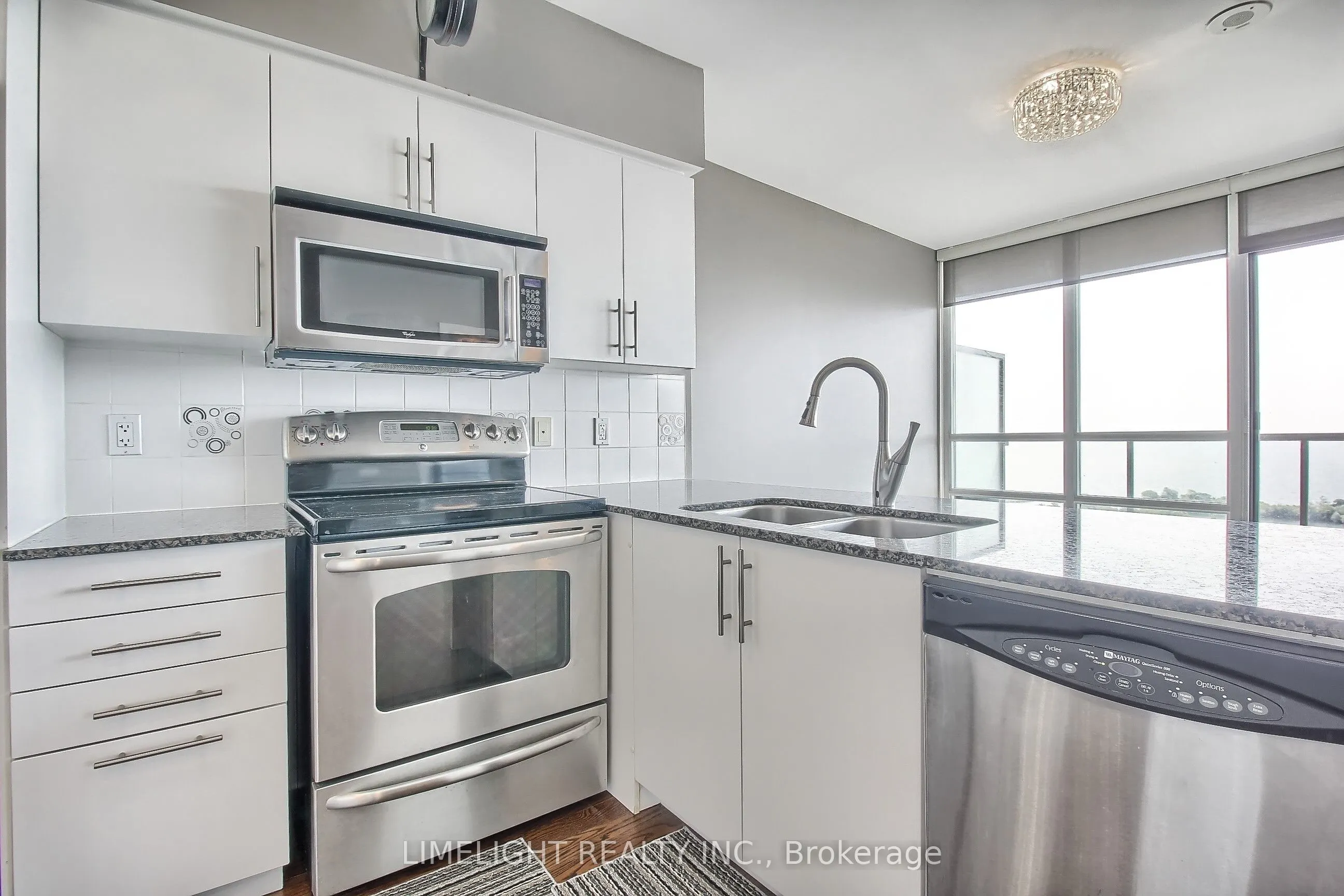 2240 LAKE SHORE Boulevard W, #2208