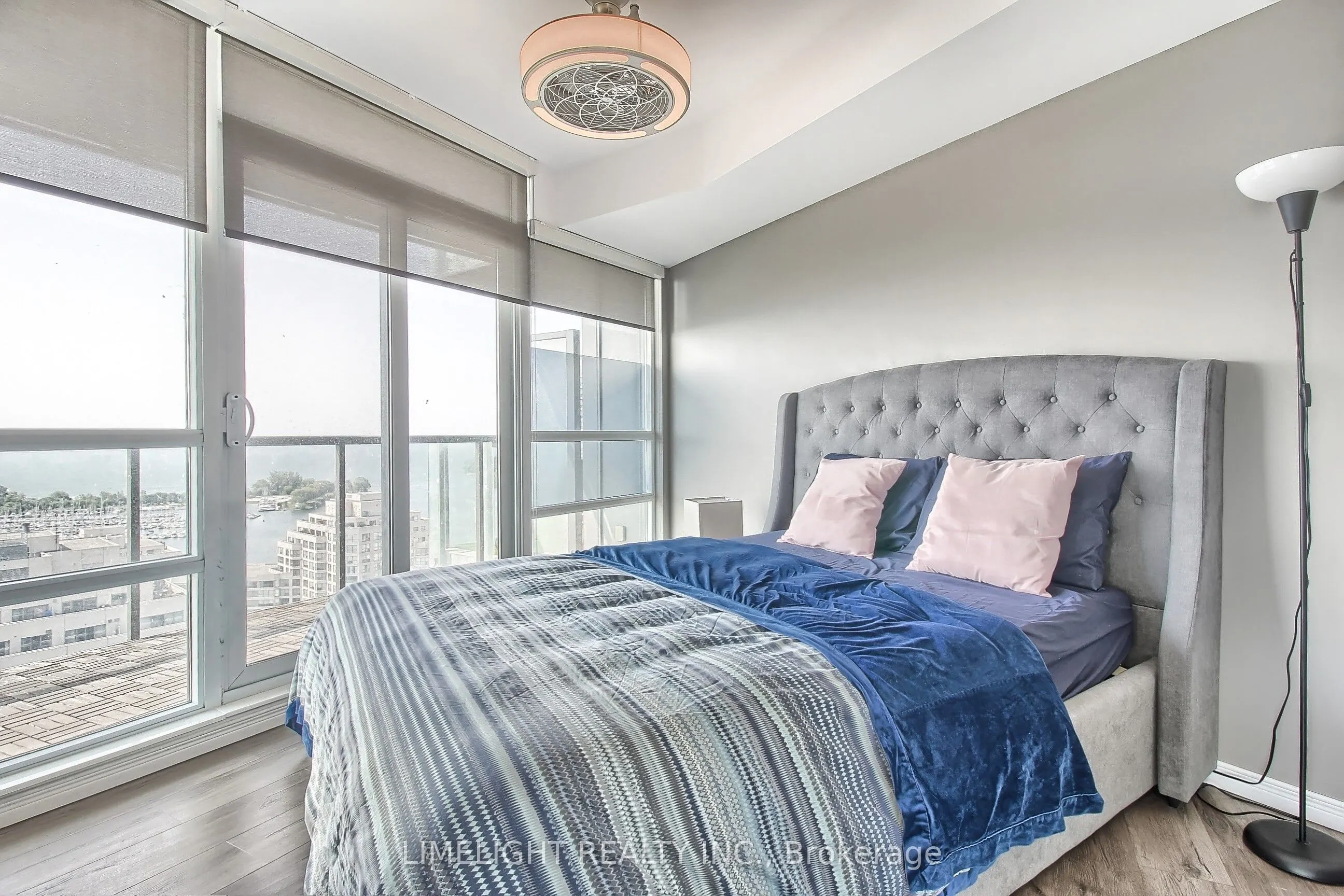 2240 LAKE SHORE Boulevard W, #2208