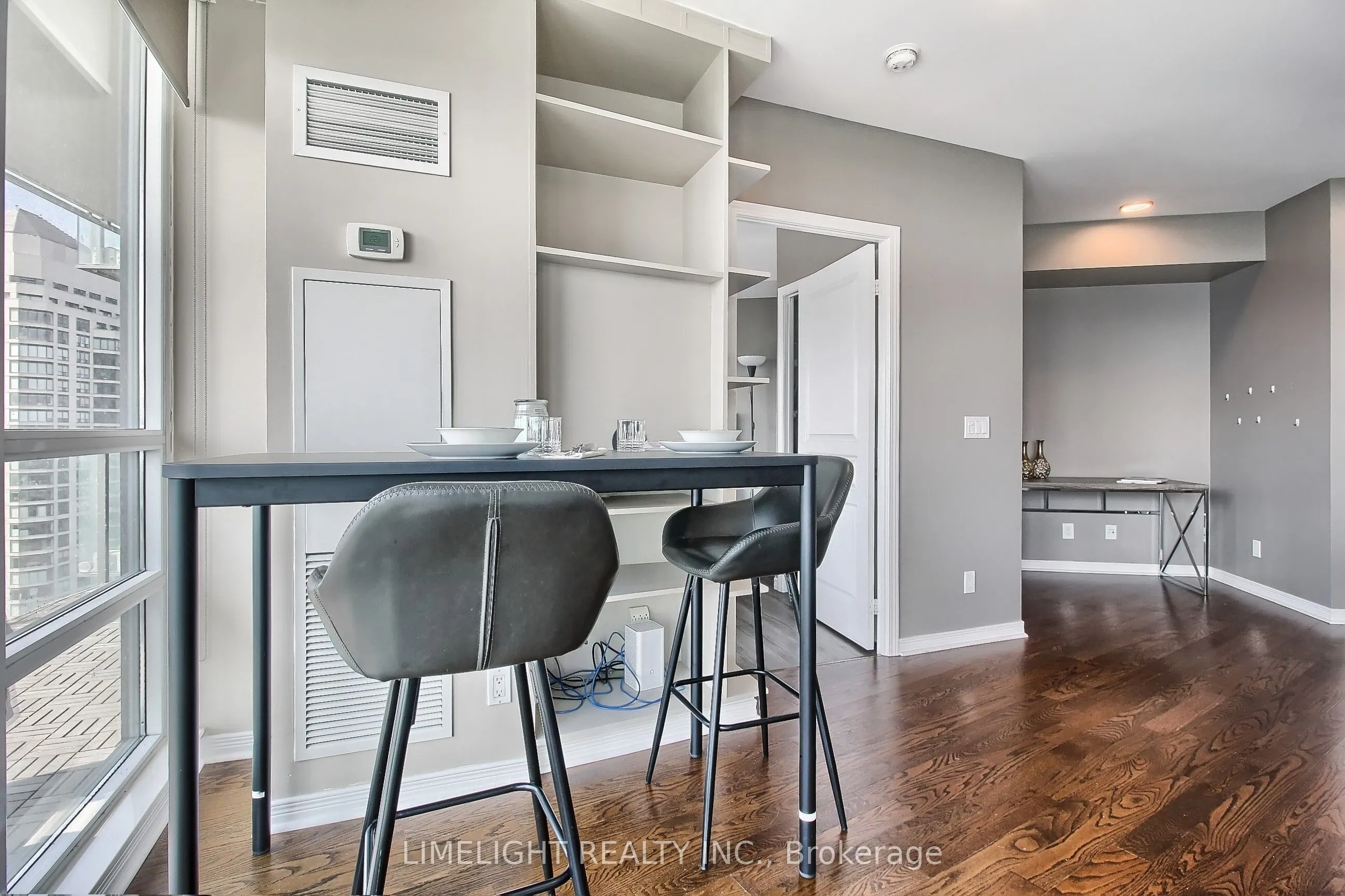 2240 LAKE SHORE Boulevard W, #2208