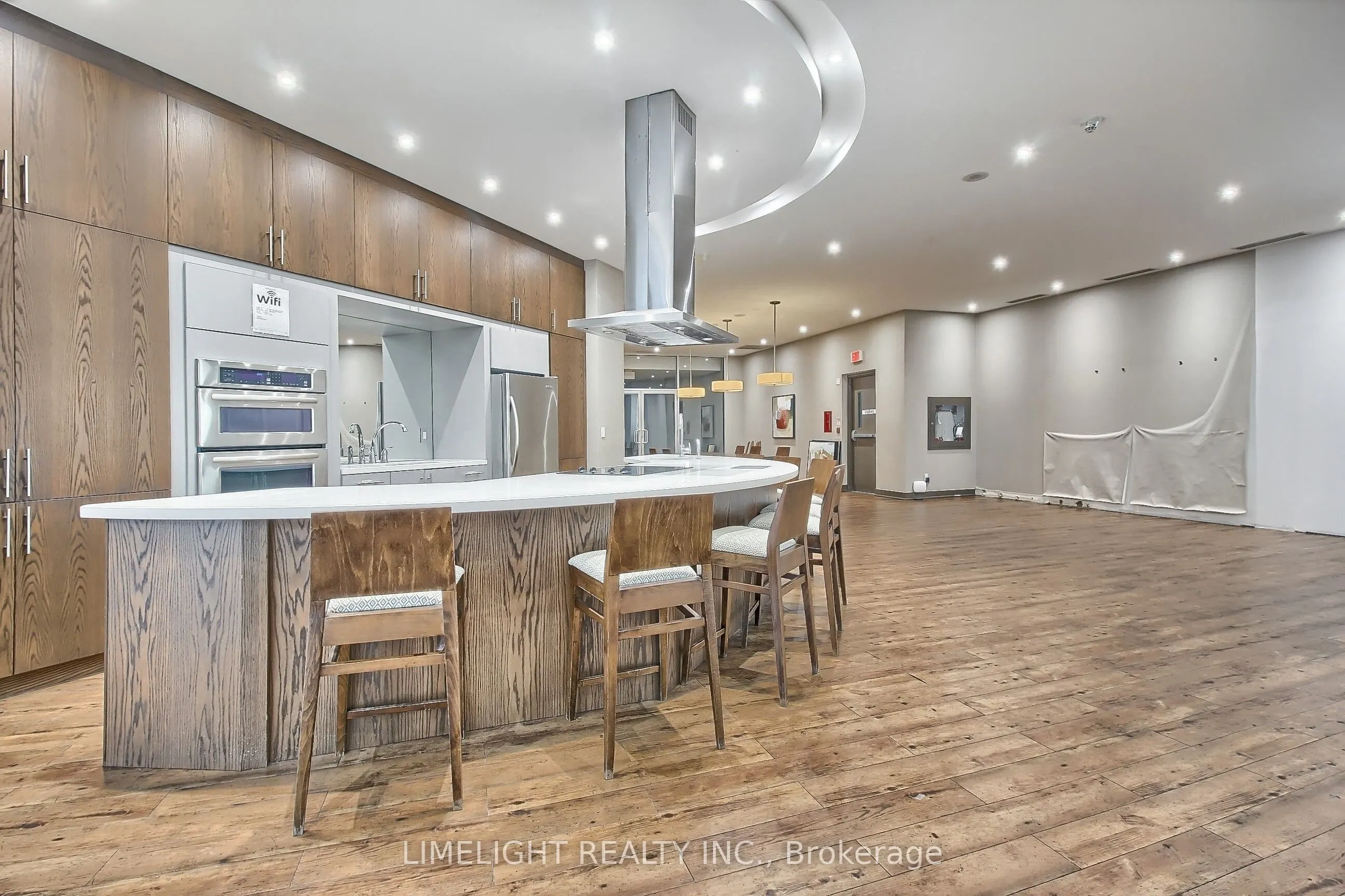 2240 LAKE SHORE Boulevard W, #2208