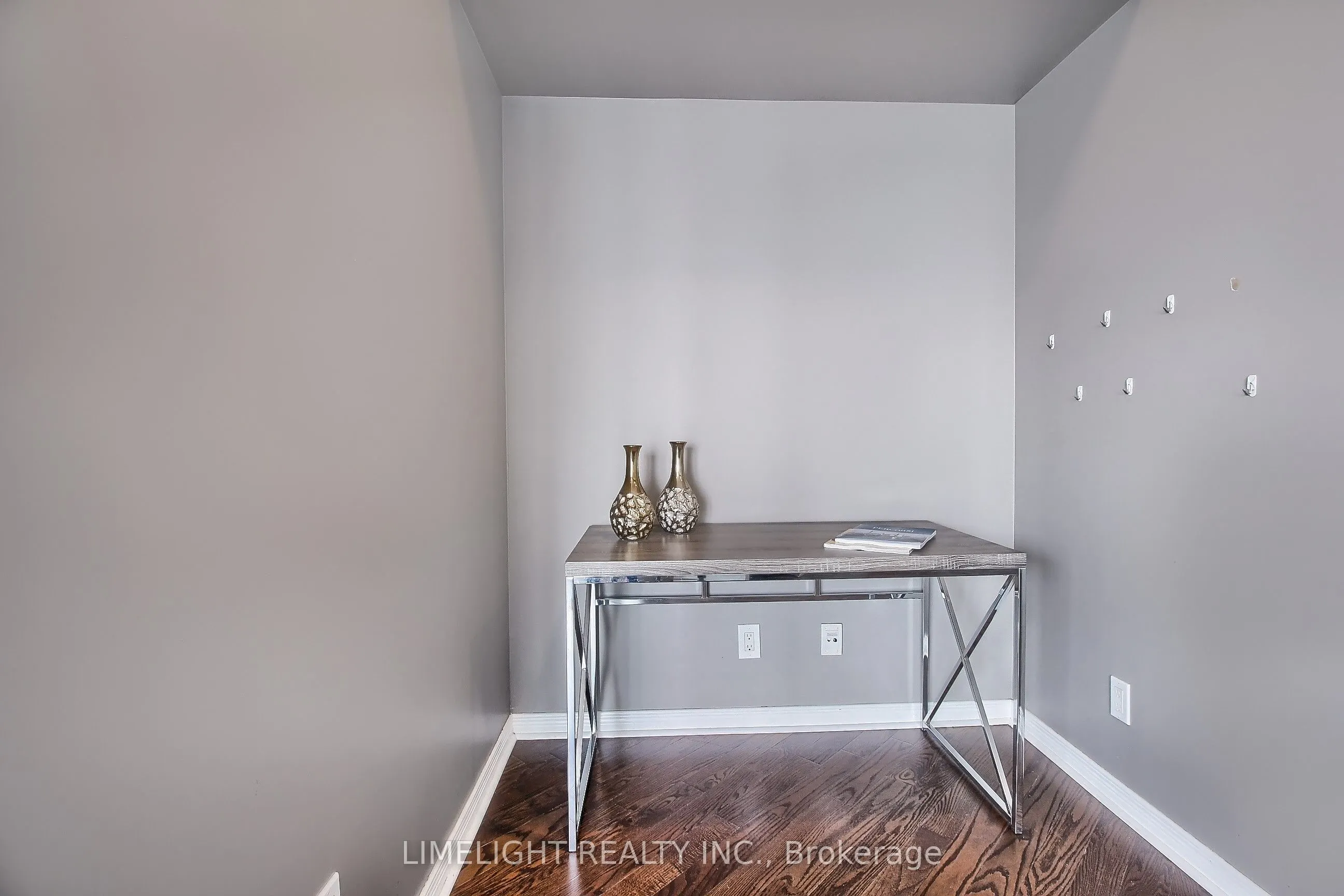2240 LAKE SHORE Boulevard W, #2208