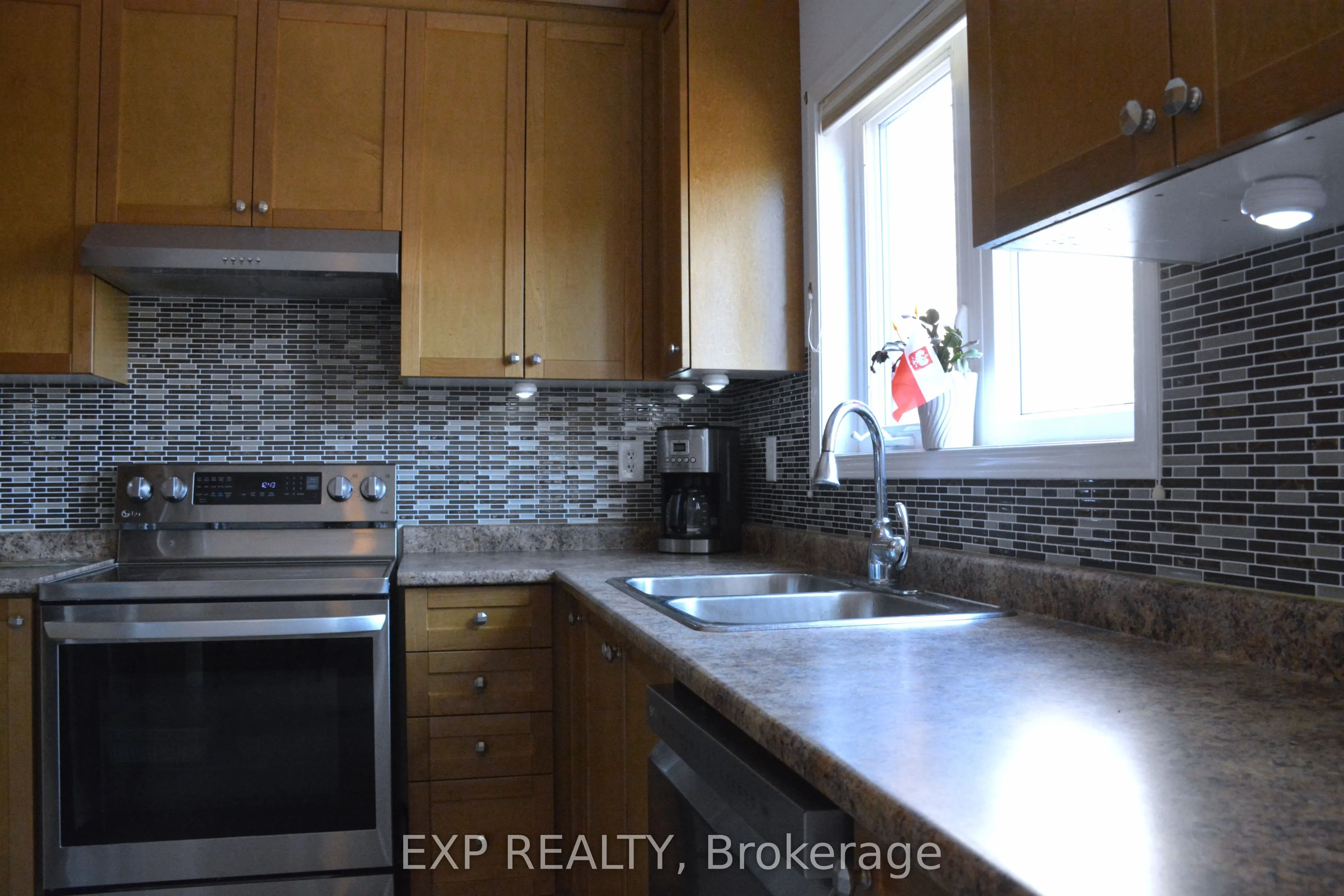 116 Goldham Way