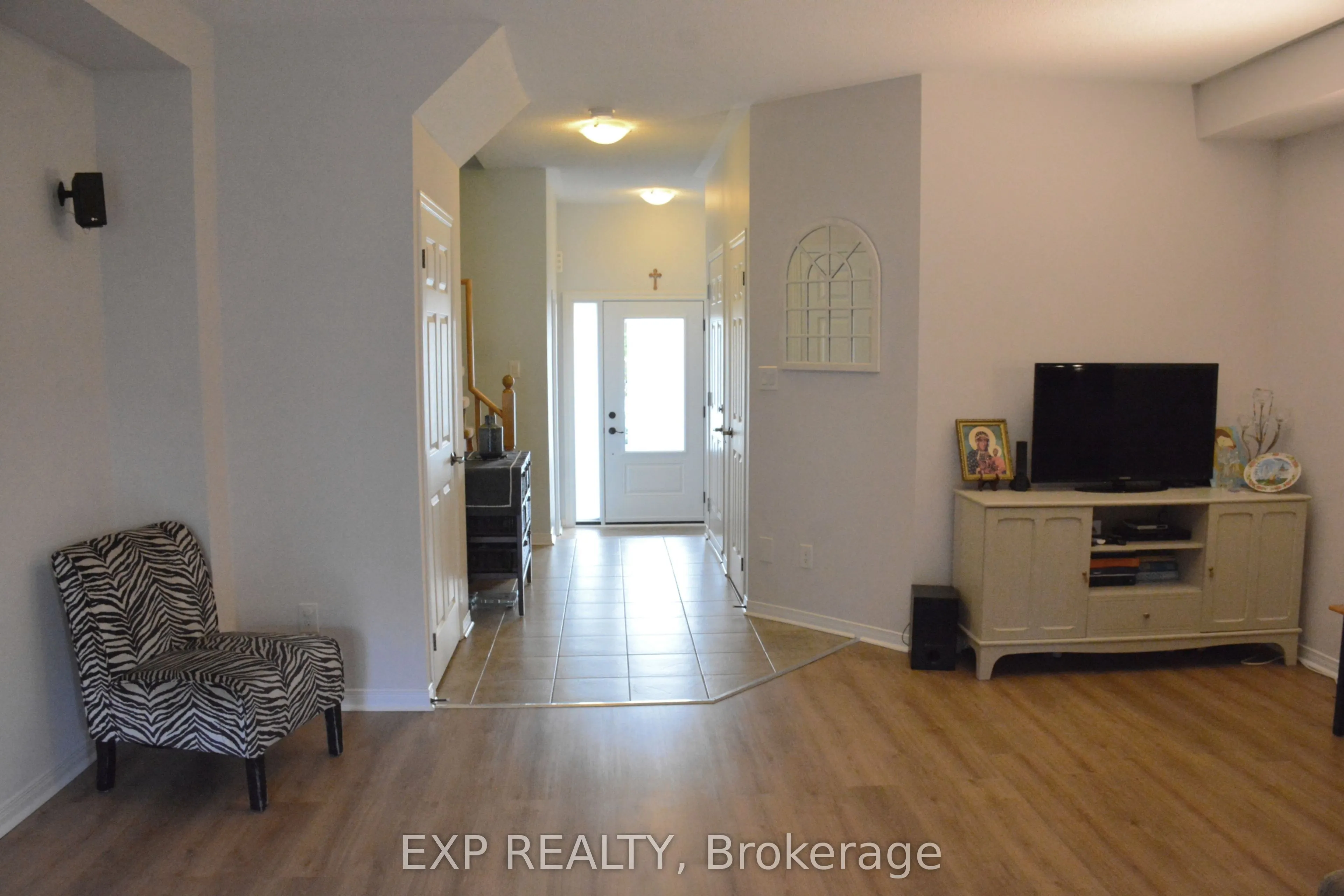 116 Goldham Way