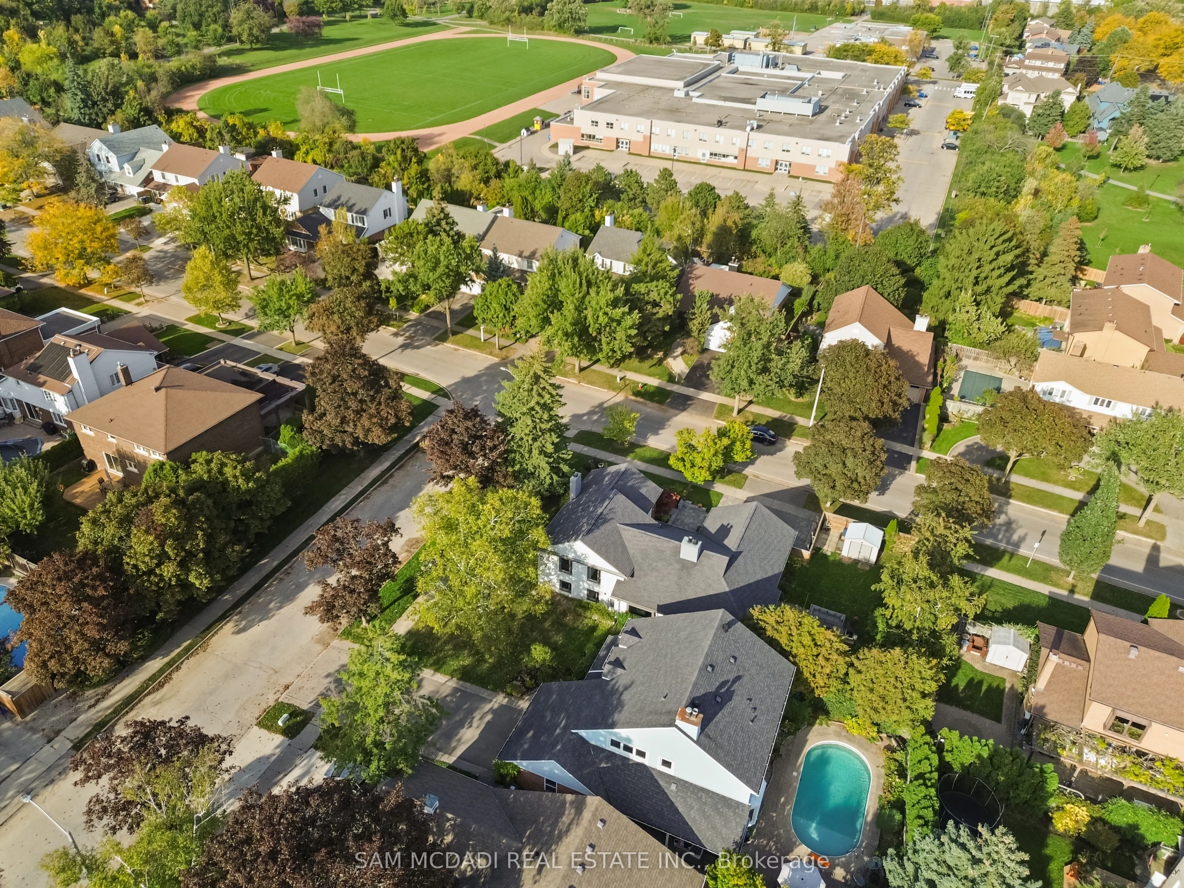 2480 Parmeer Drive