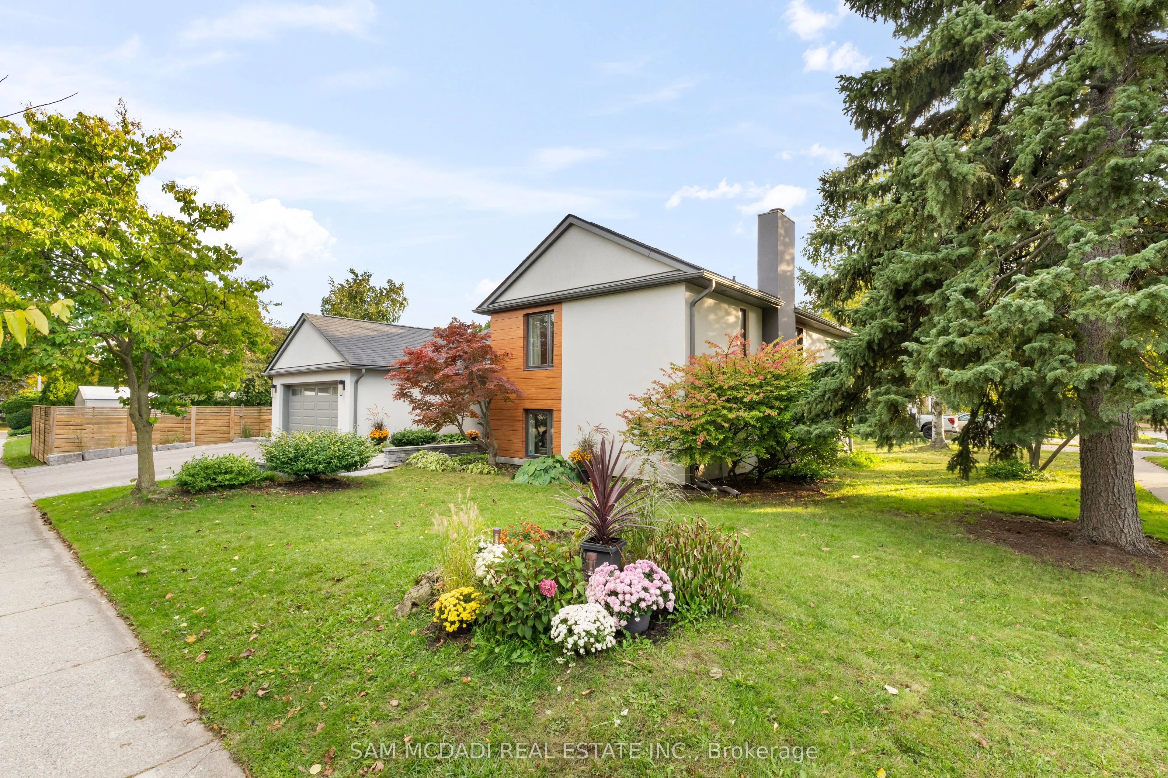2480 Parmeer Drive