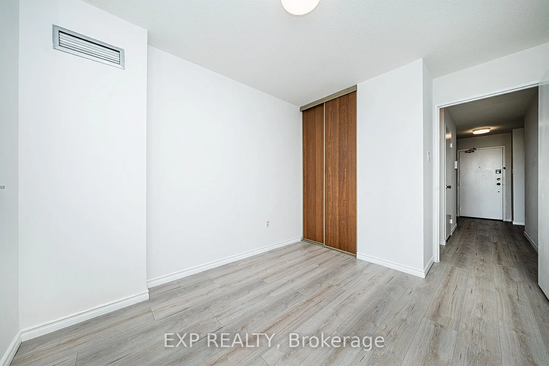 3 Lisa Street, #512