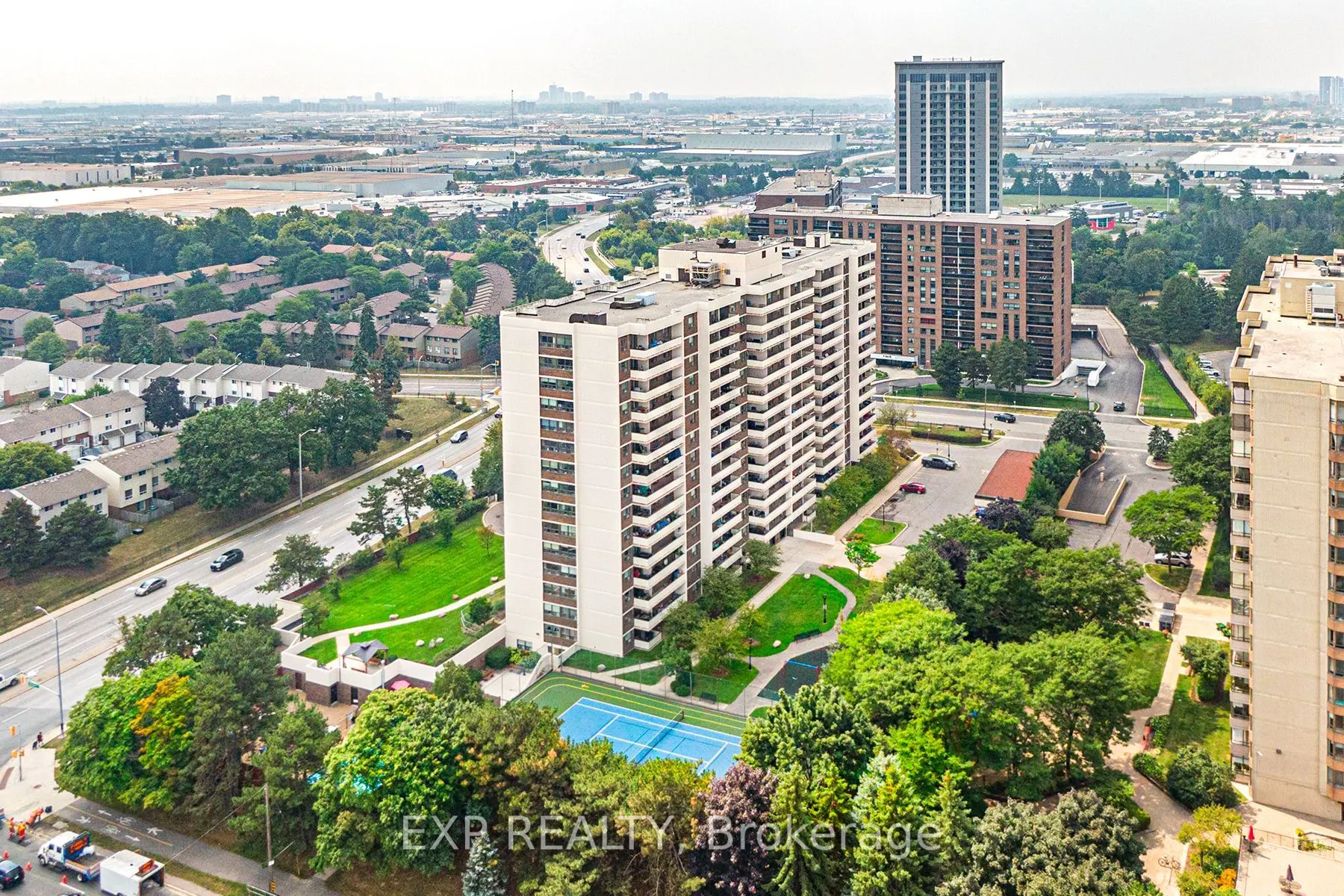 3 Lisa Street, #512