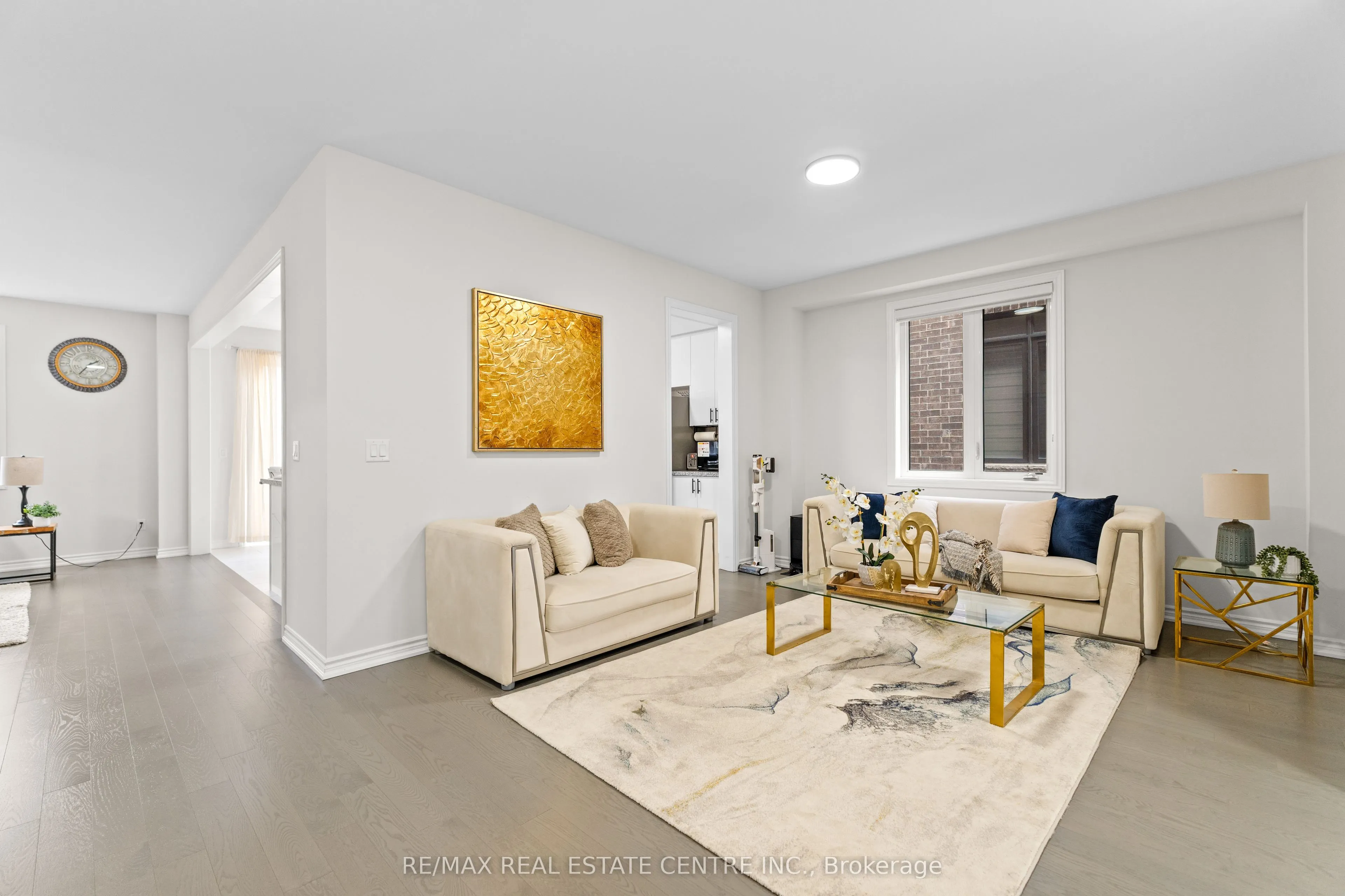 8 Vincena Road