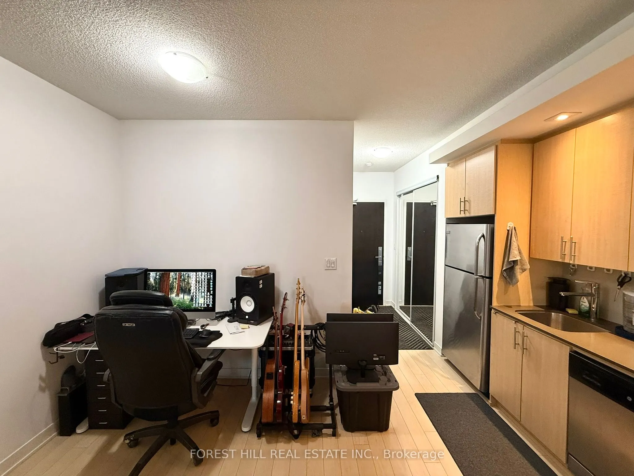 165 Legion Road N, #1334