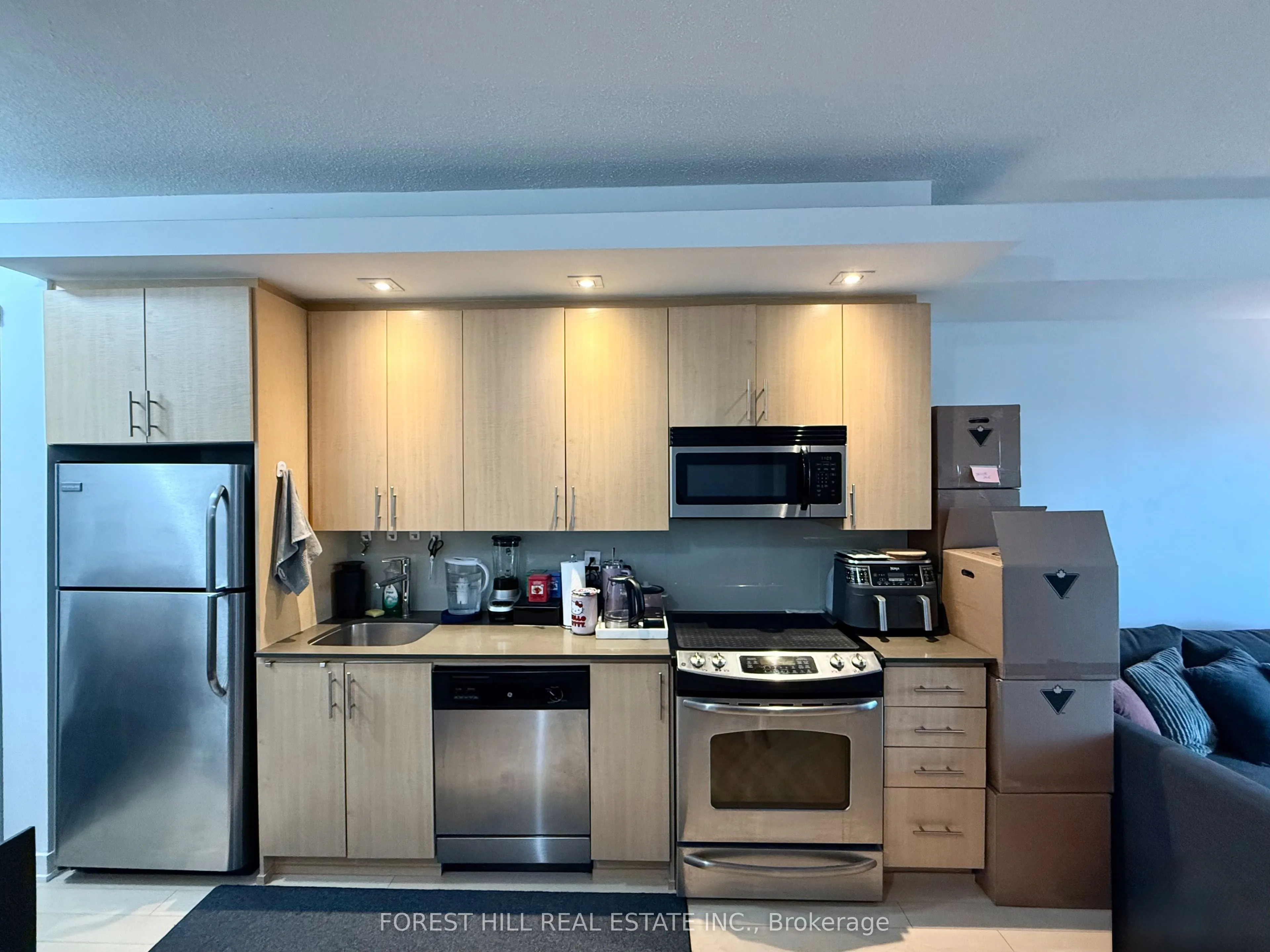 165 Legion Road N, #1334