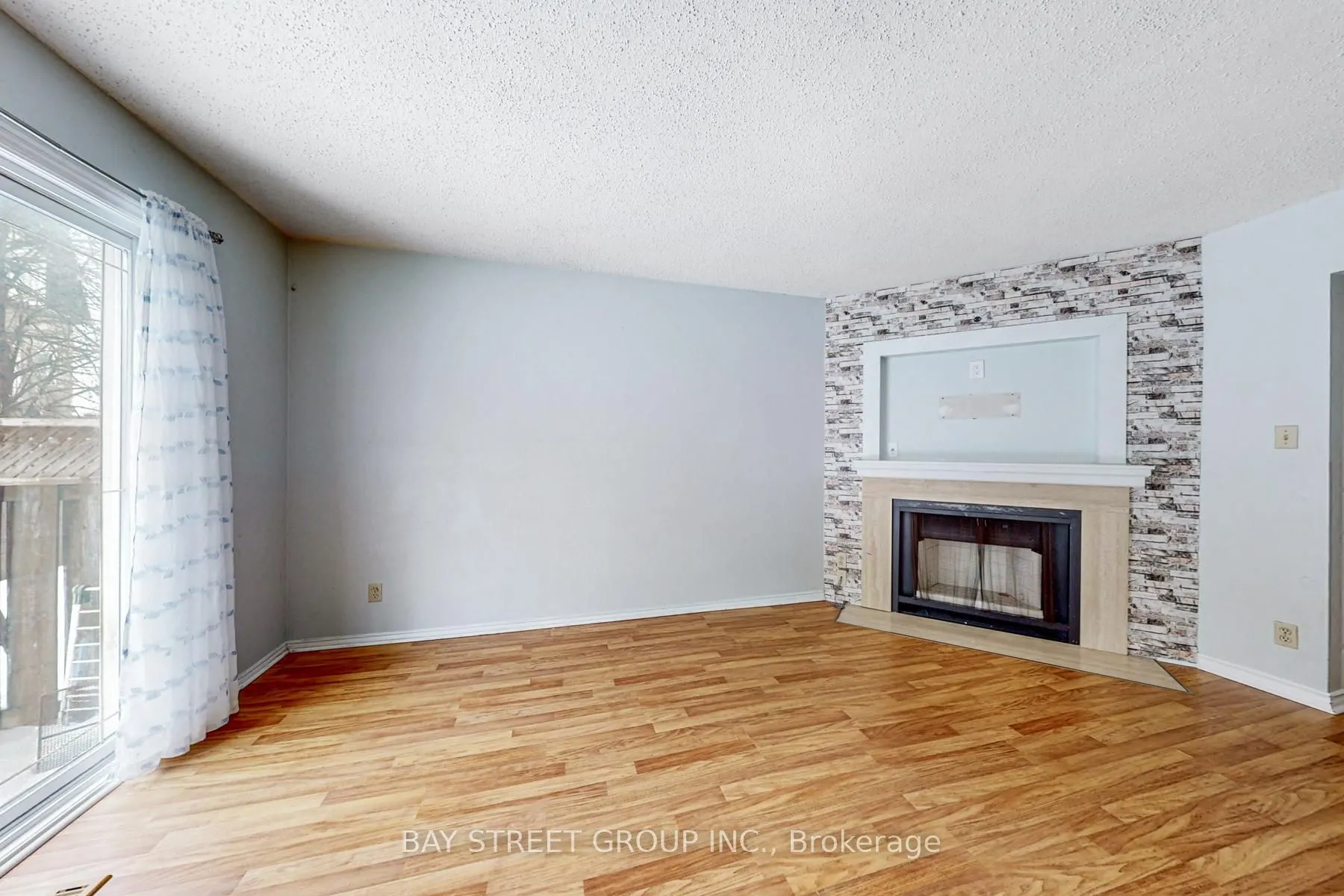 1232 Guelph Line, #13
