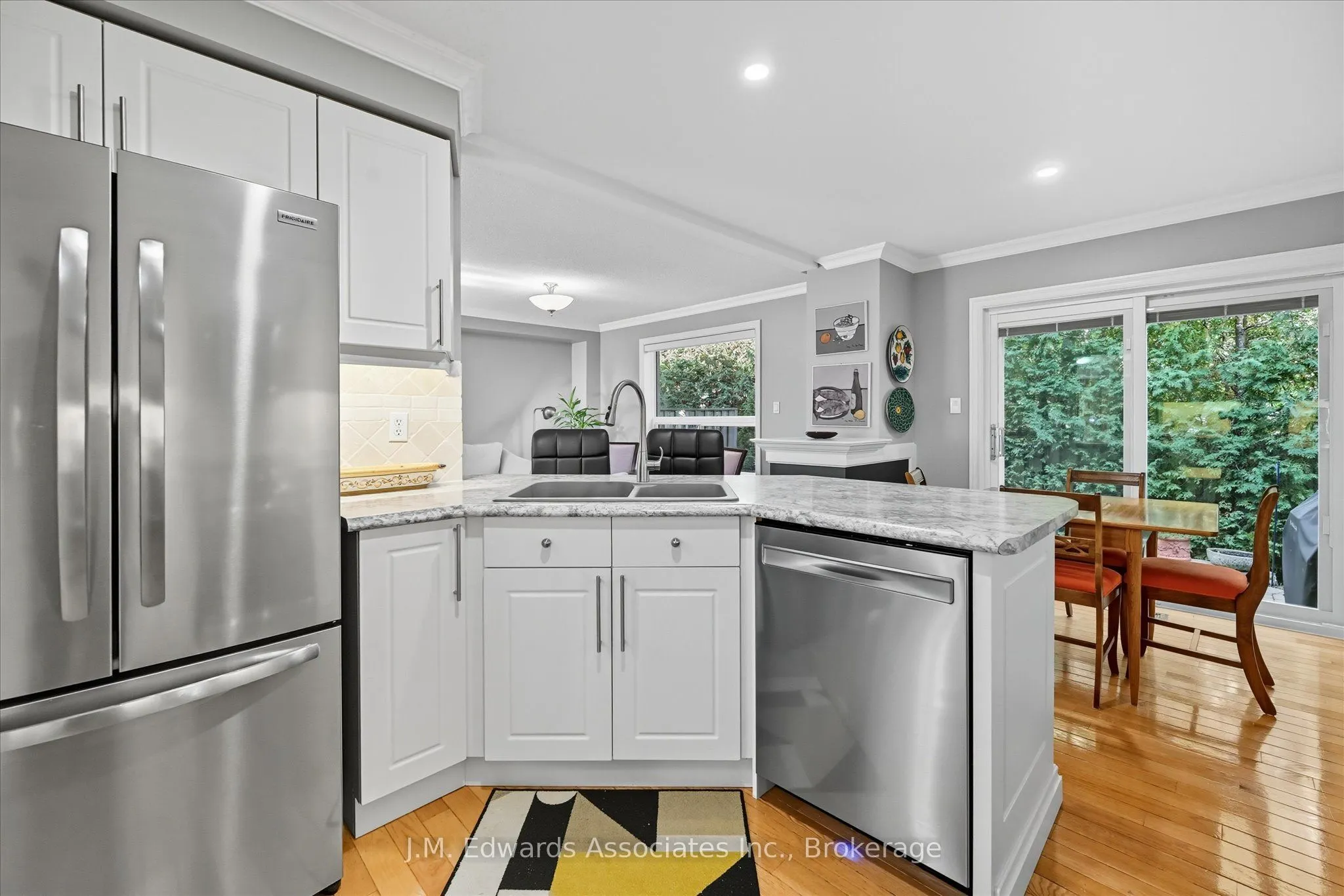 3045 New Street, #41