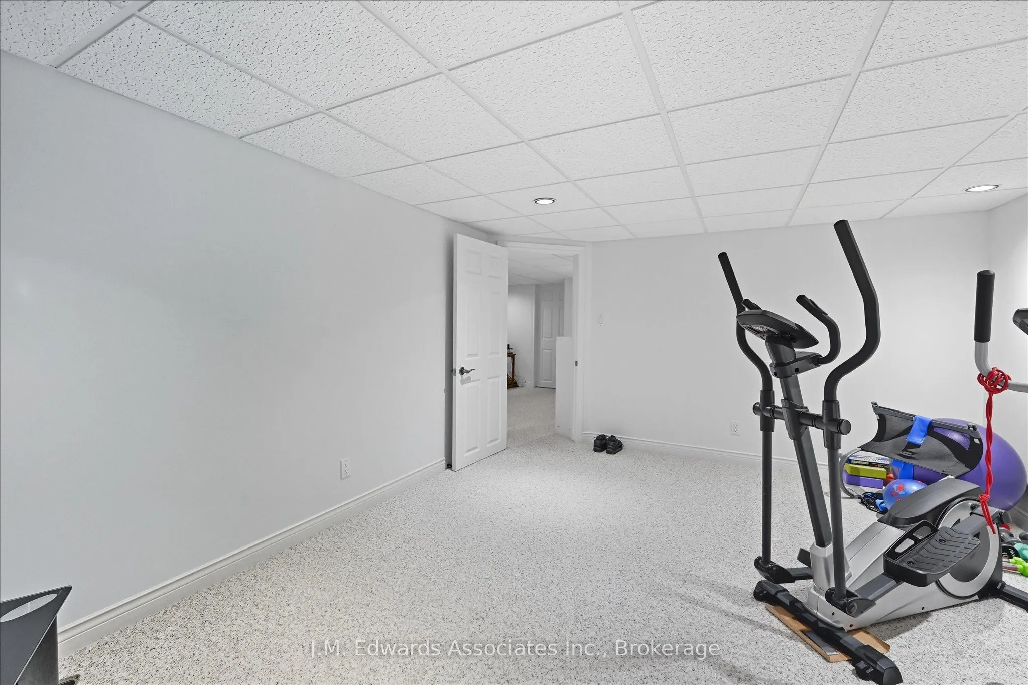 3045 New Street, #41