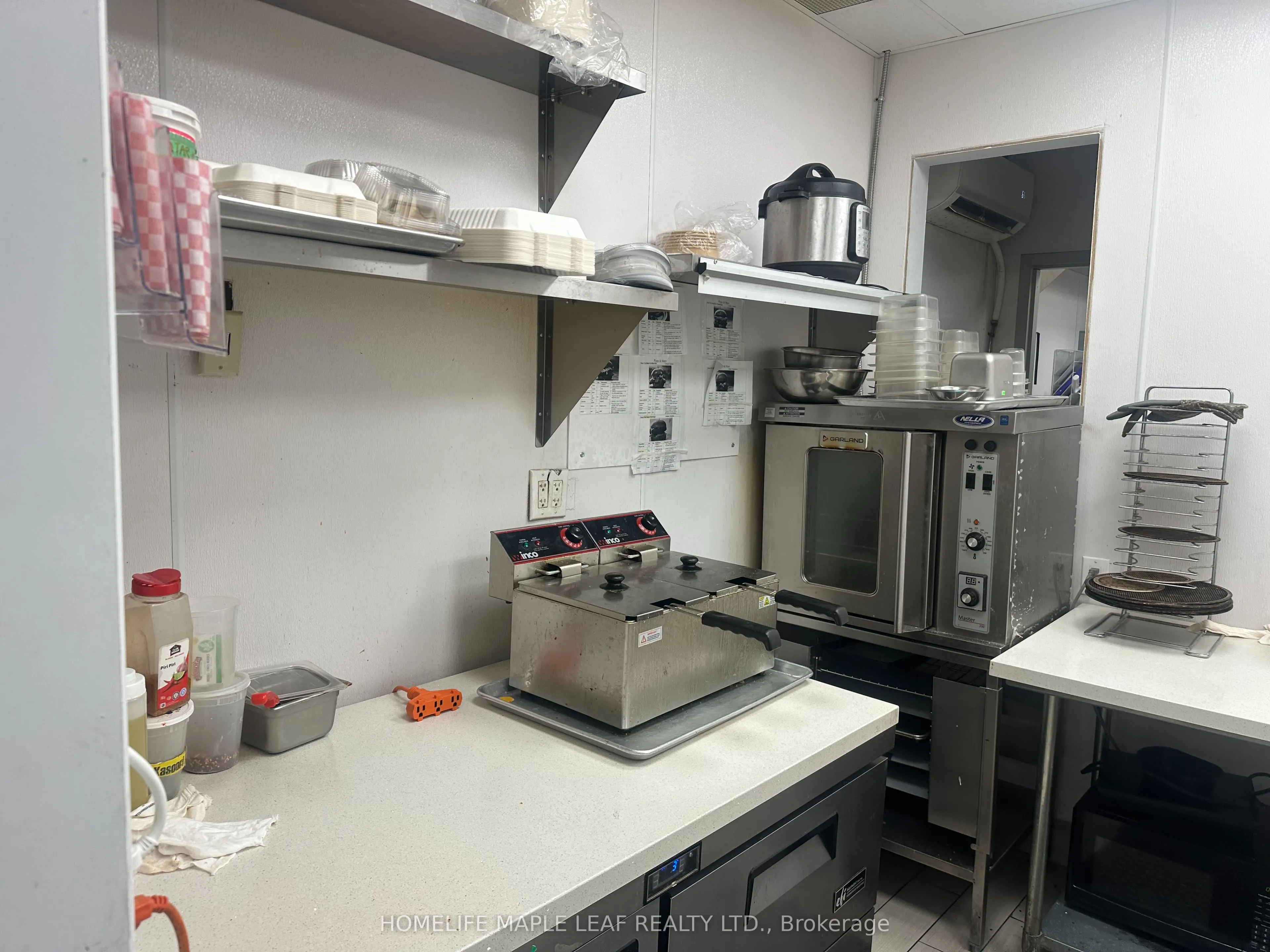6 George Street S, #2