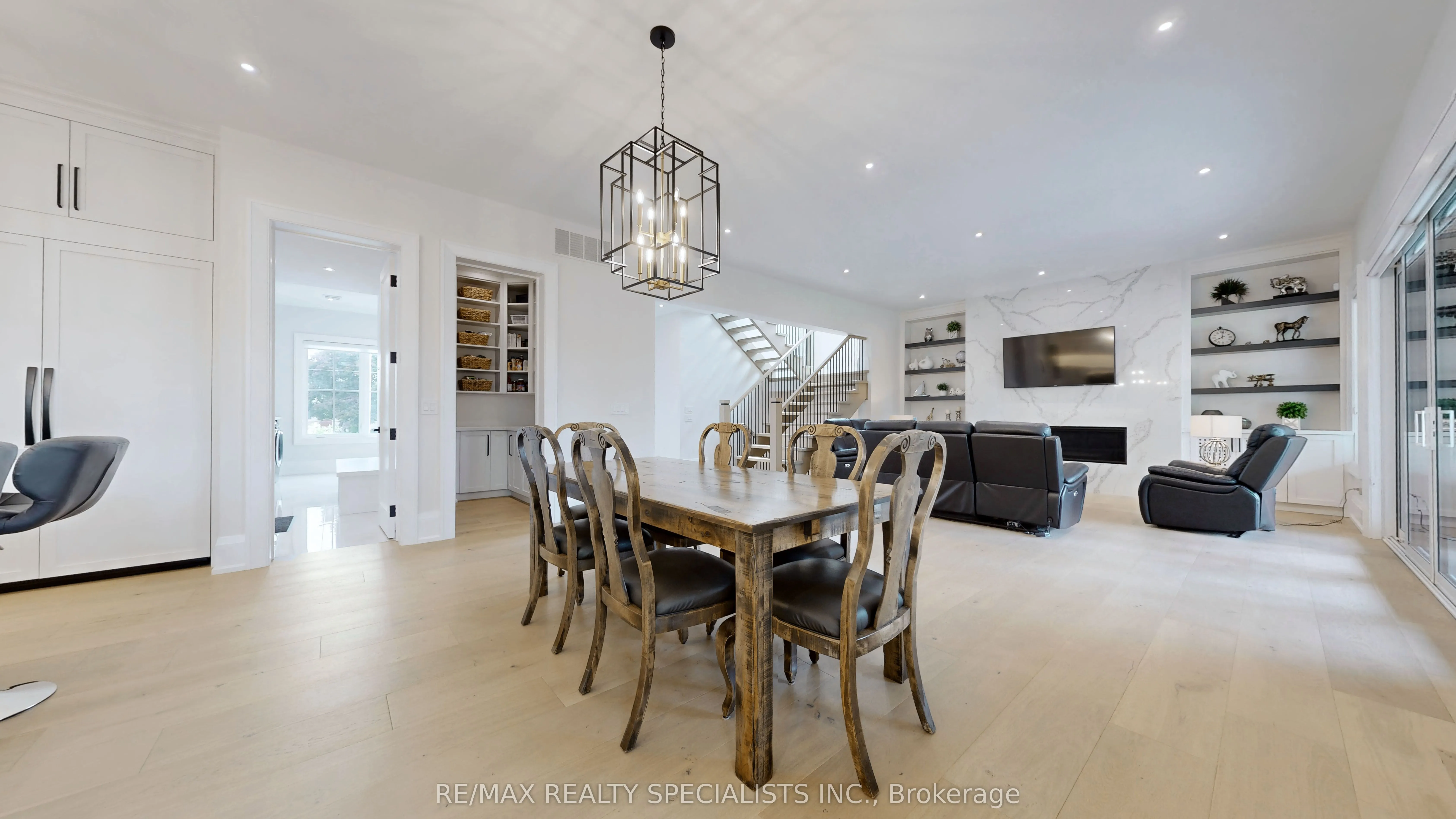212 Southview Road