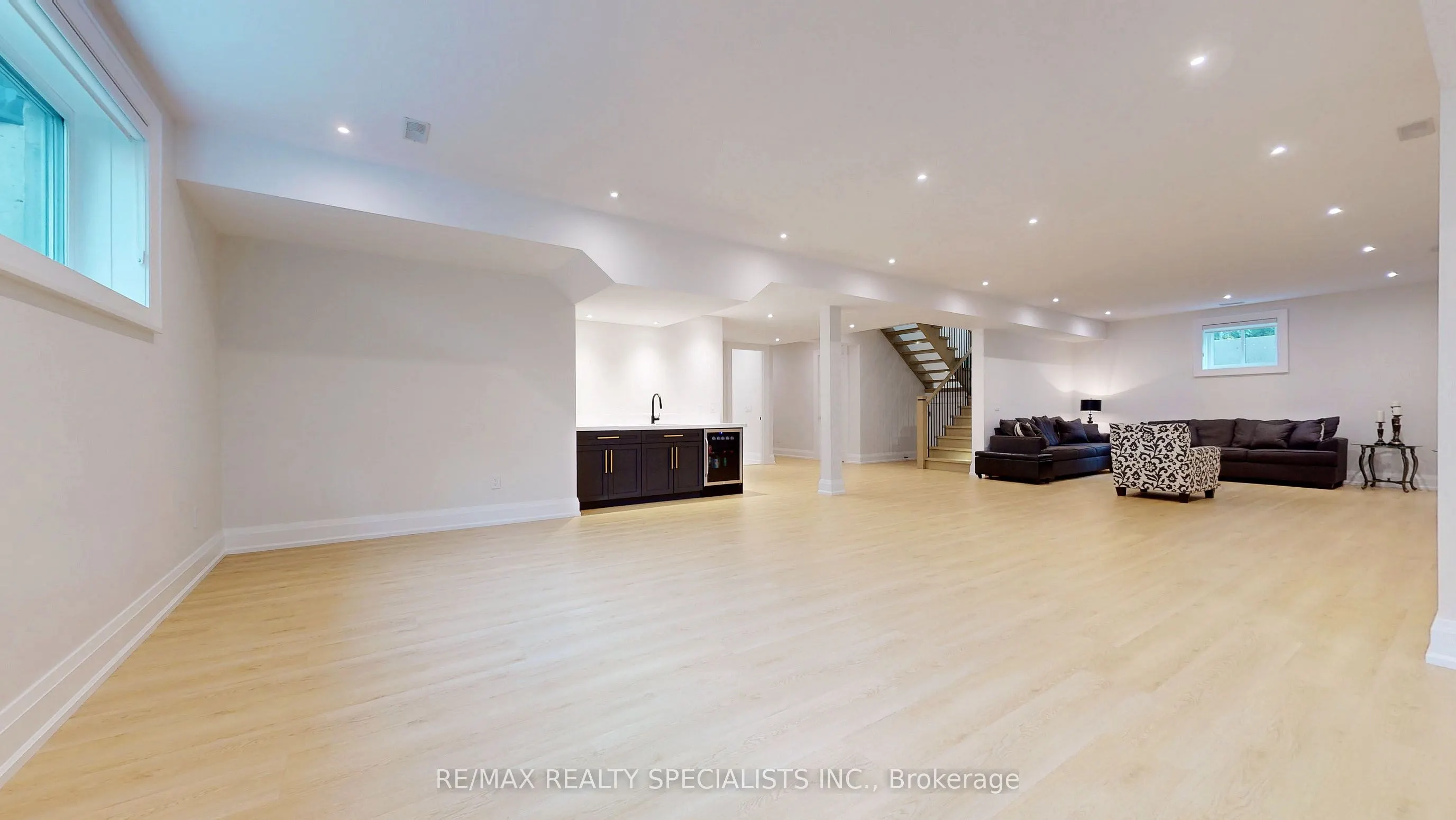 212 Southview Road