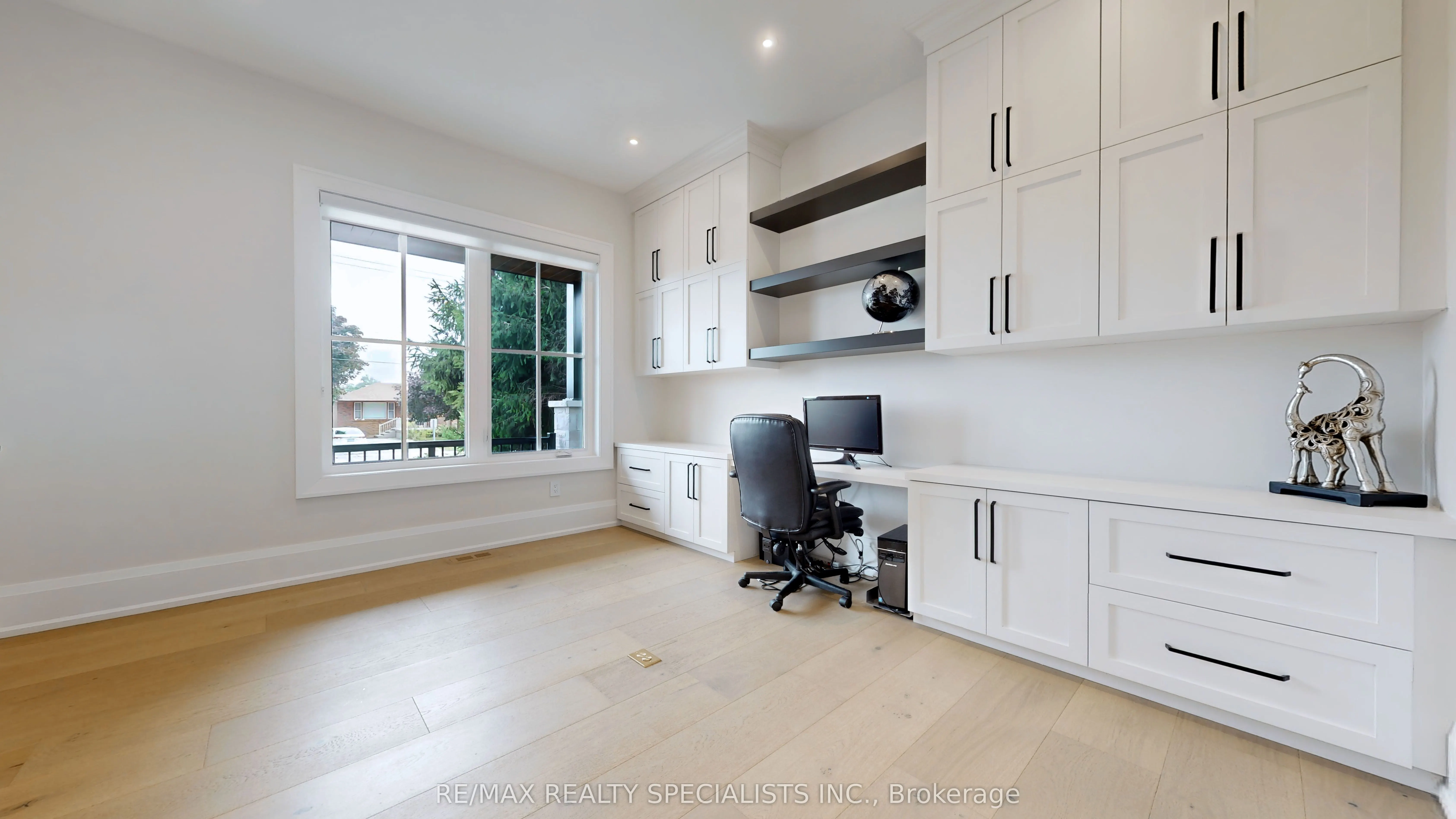 212 Southview Road