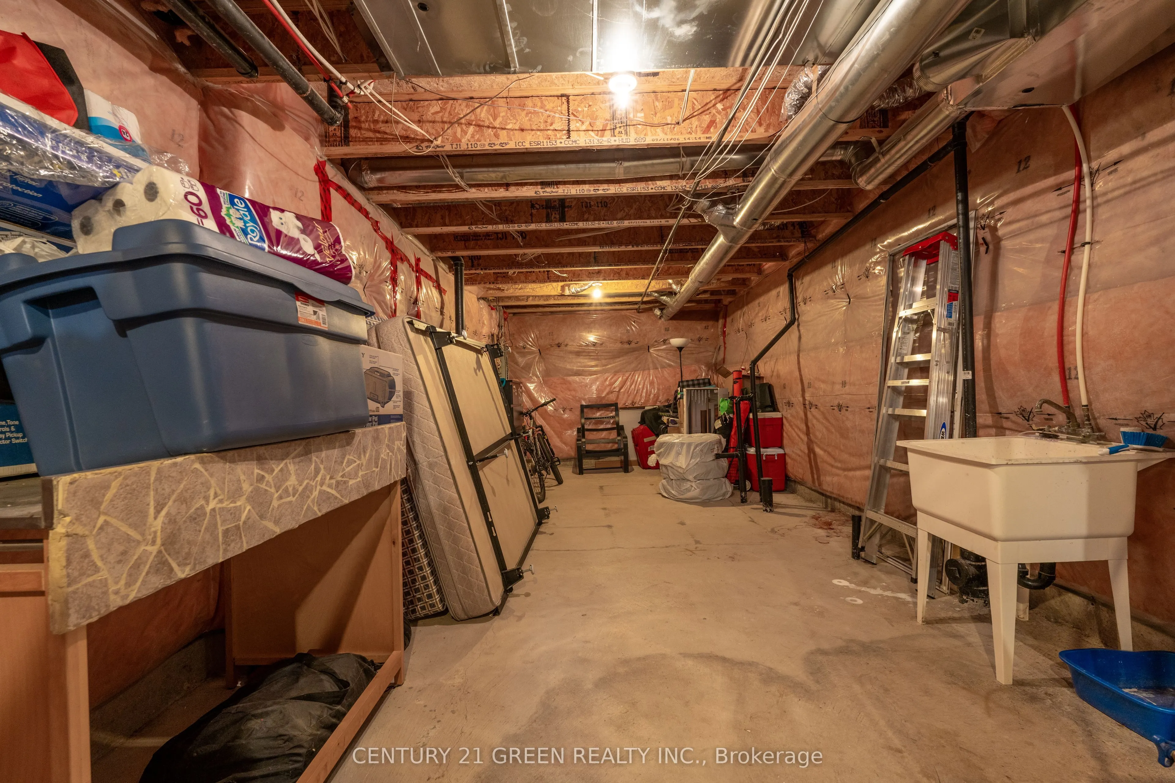 936 Hepburn Road