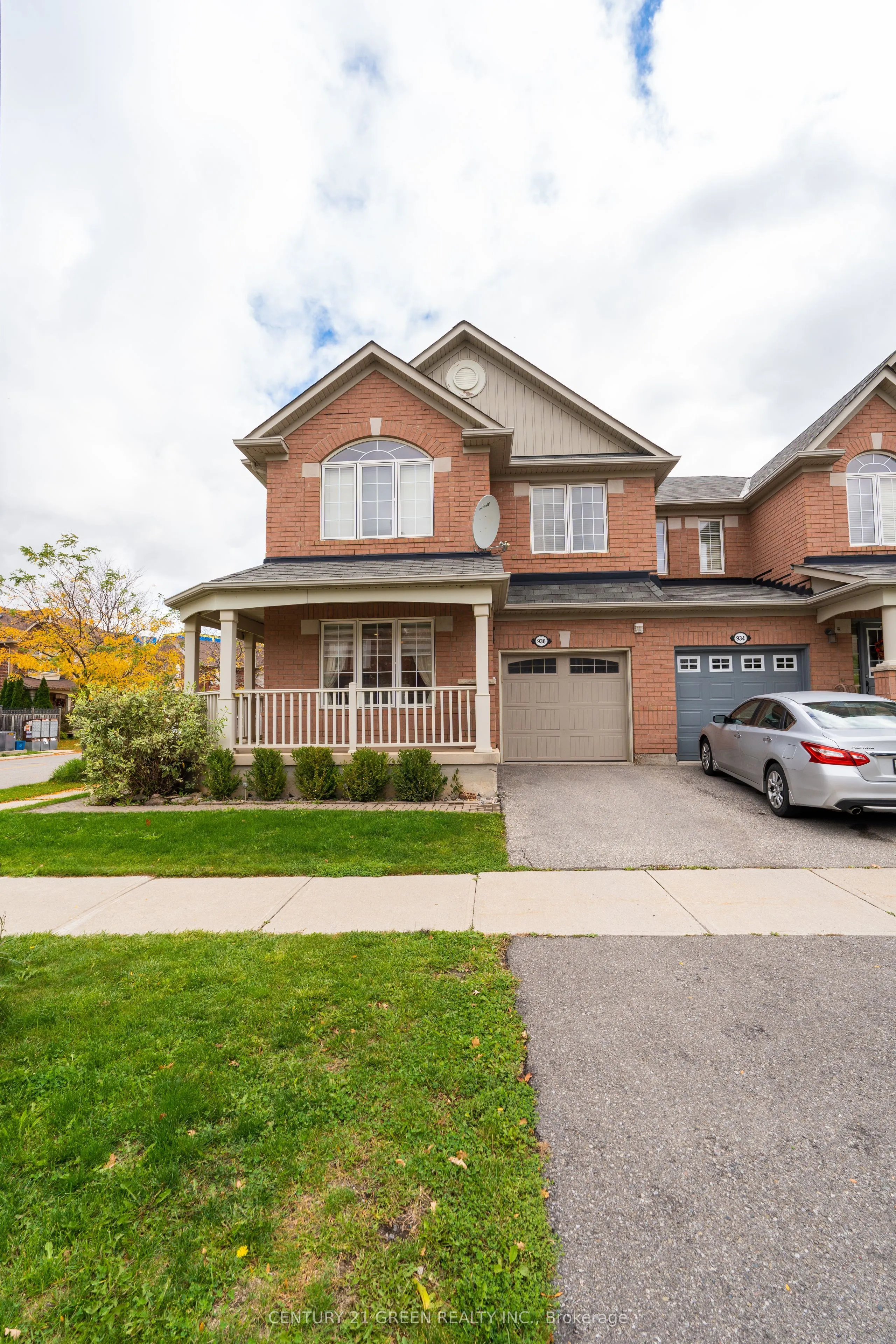 936 Hepburn Road