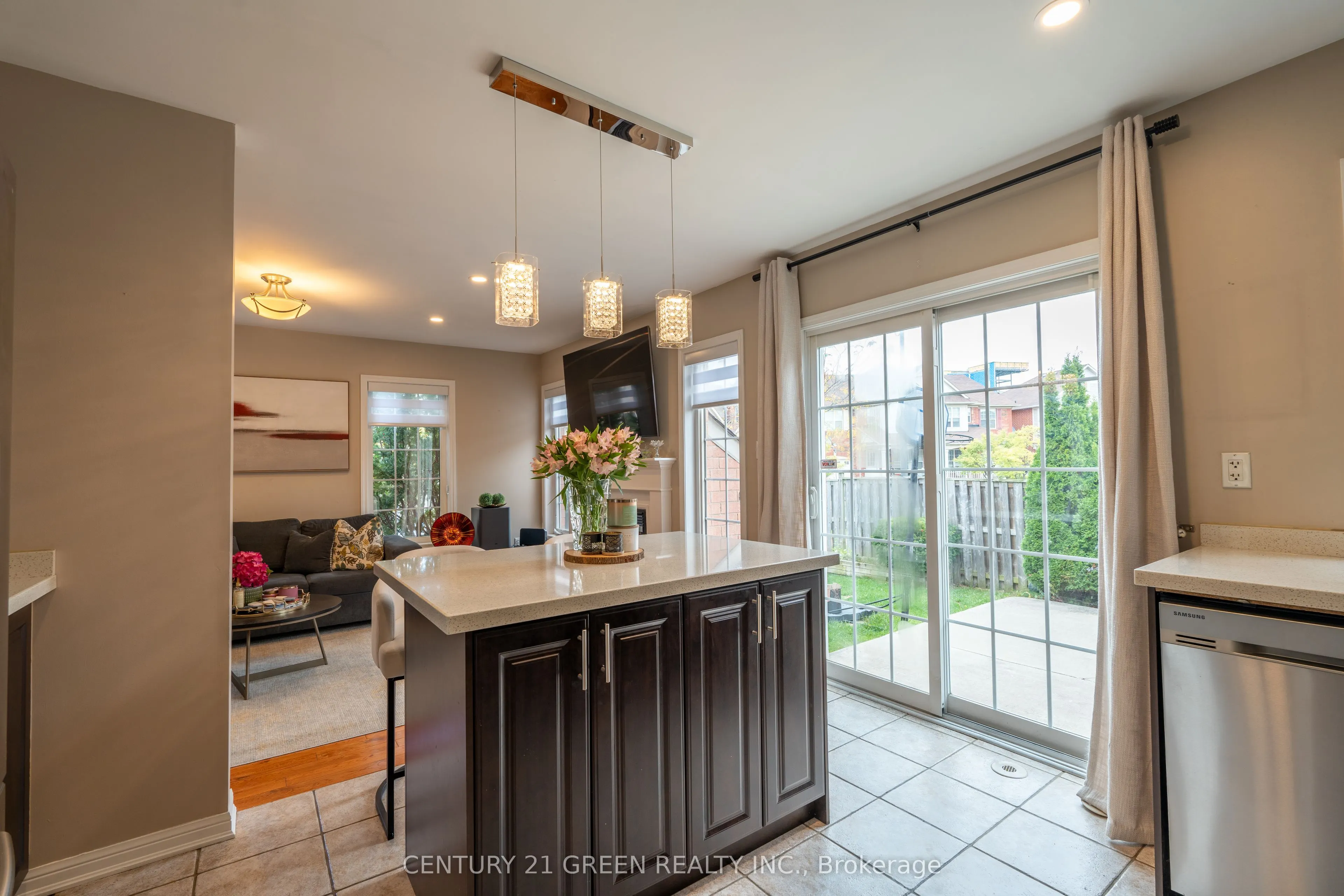 936 Hepburn Road