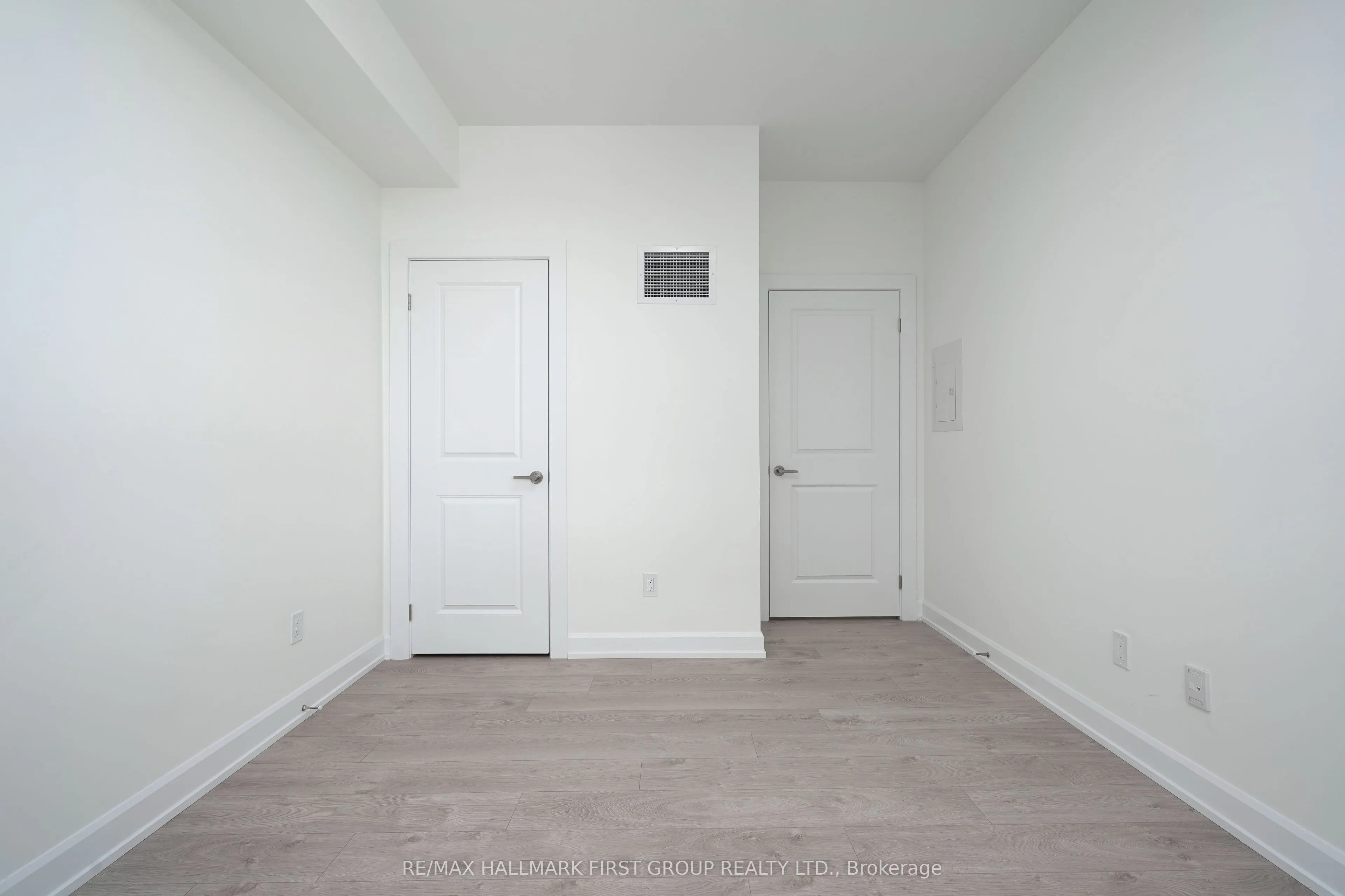 3220 William Coltson Avenue, #813