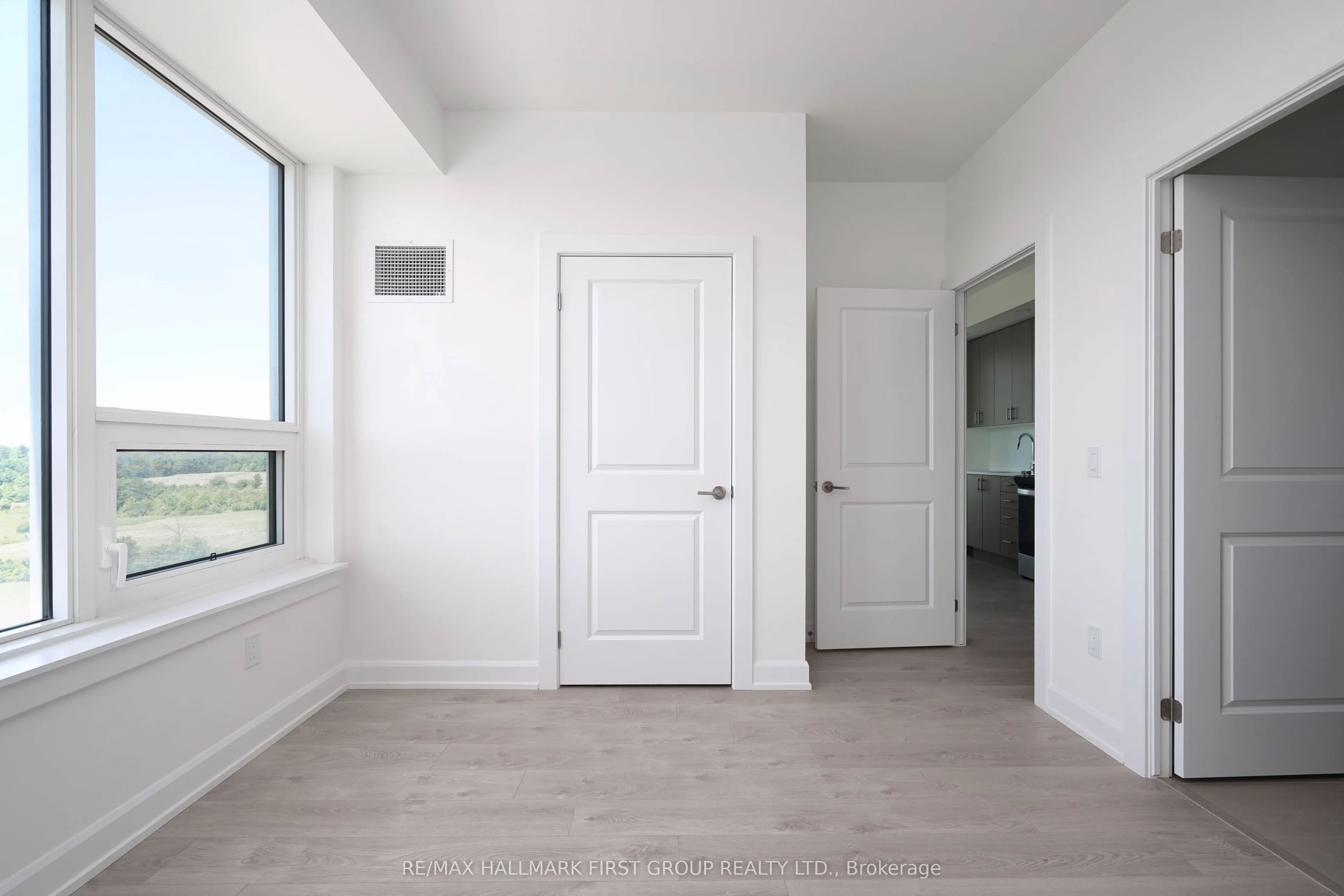 3220 William Coltson Avenue, #813