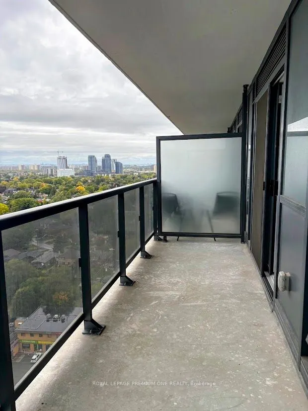 30 SAMUEL WOOD Way, #2111