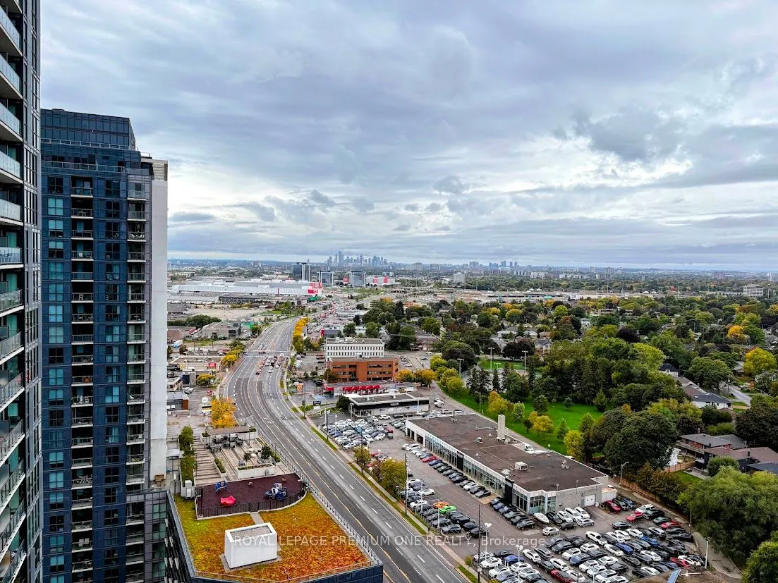 30 SAMUEL WOOD Way, #2111