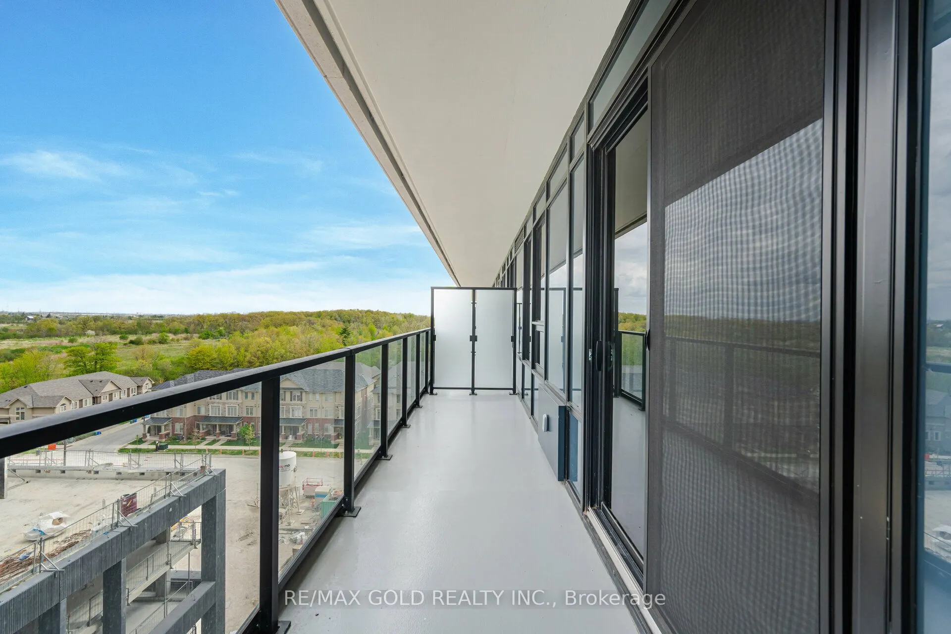 3220 William Coltson Avenue E, #817