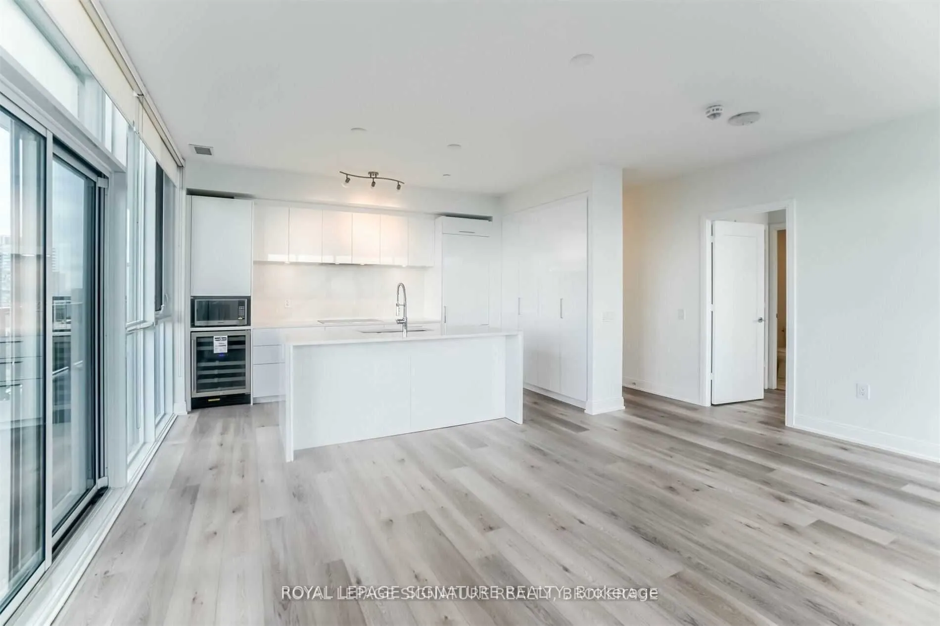 65 Annie Craig Drive, #1509