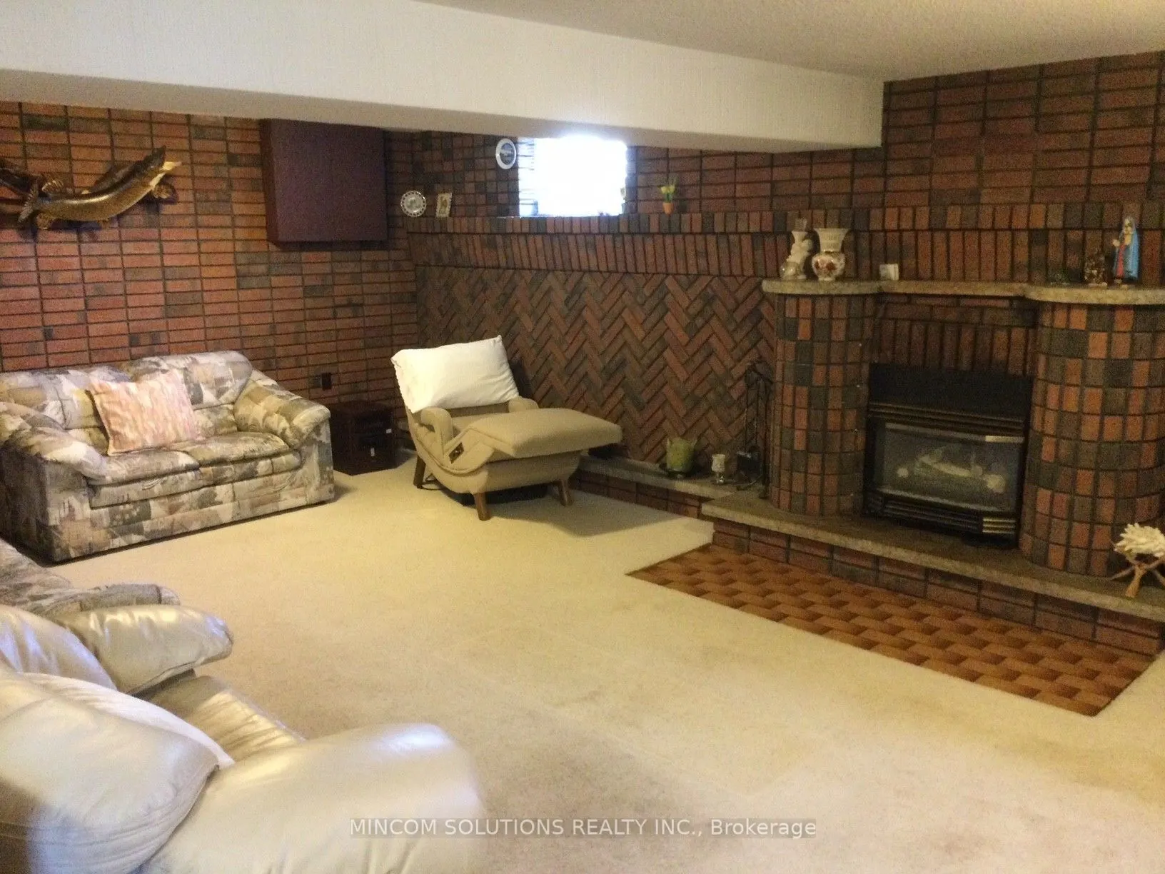 167 Kingsview Boulevard