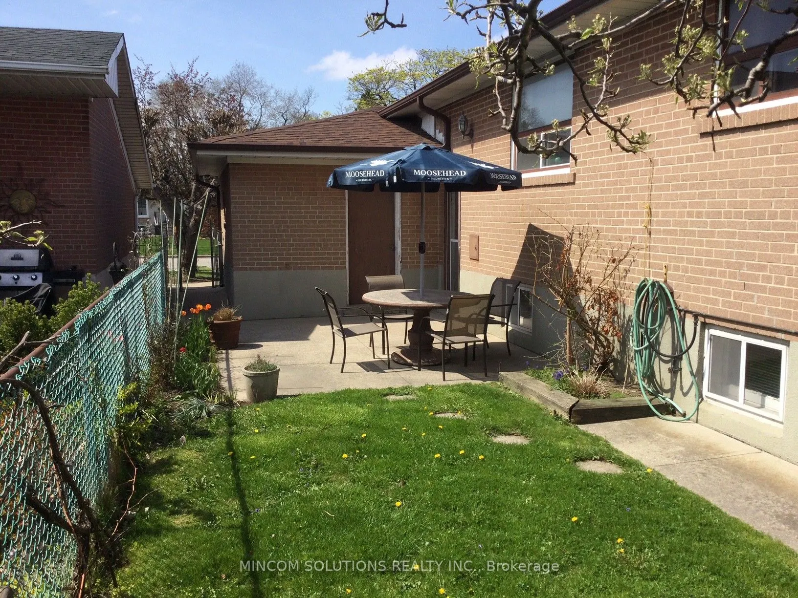 167 Kingsview Boulevard