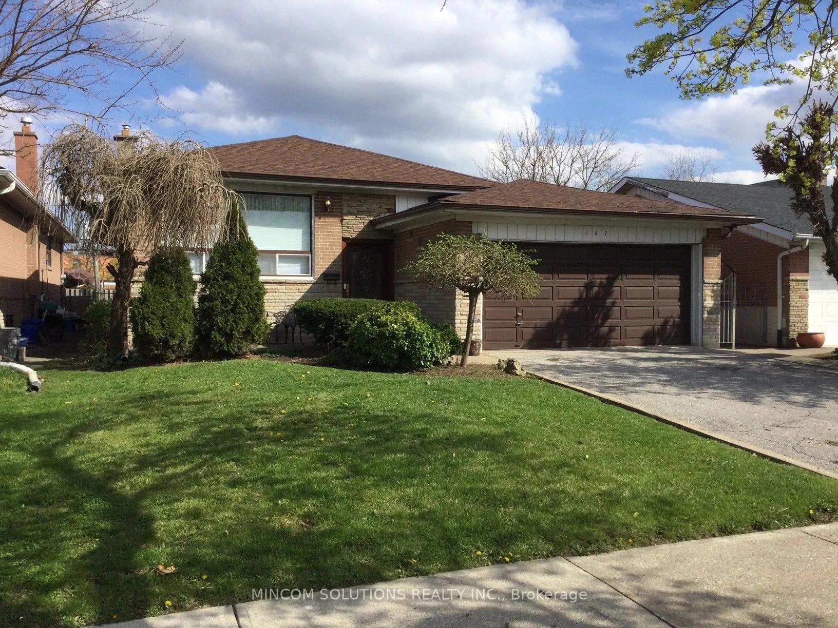 167 Kingsview Boulevard