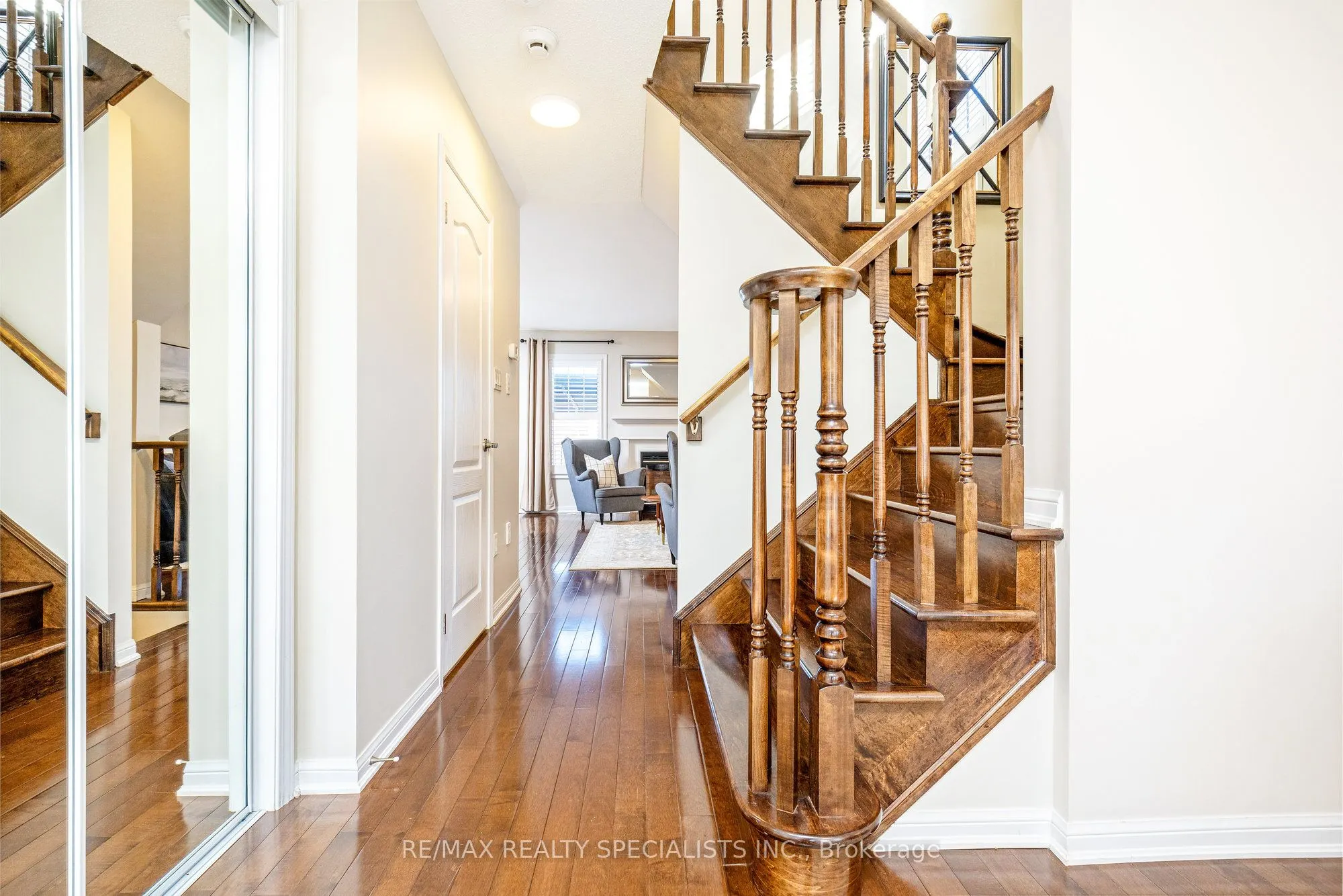 855 FOWLES Court