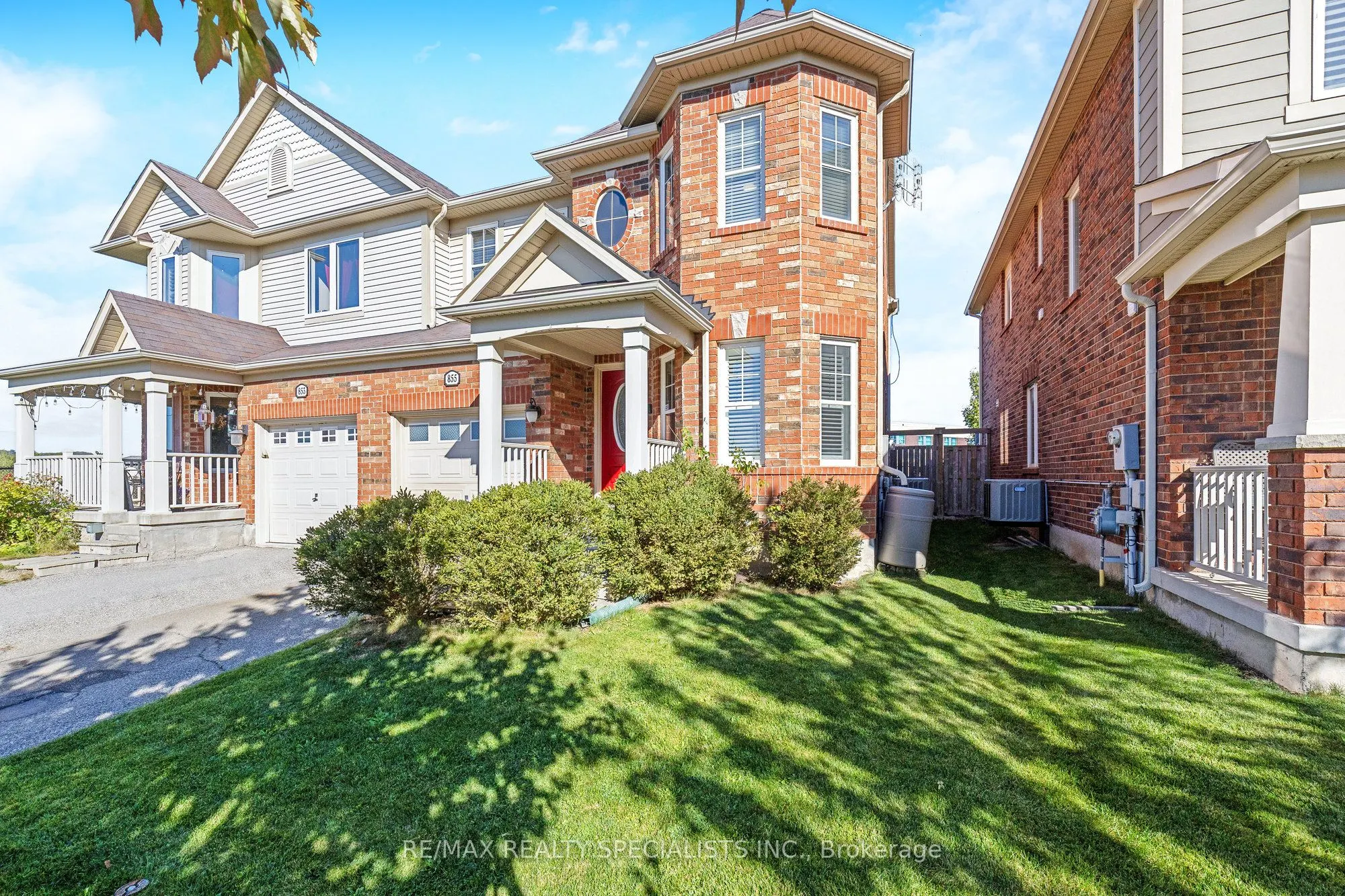 855 FOWLES Court