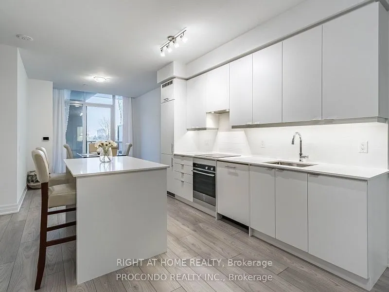 36 Elm Drive, #202