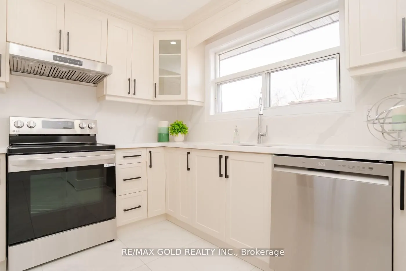 41 Danesbury Crescent