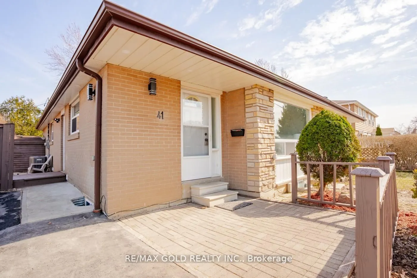 41 Danesbury Crescent
