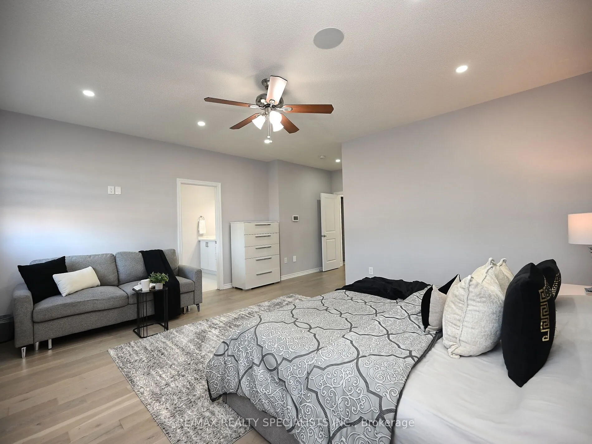 41 Calabria Drive
