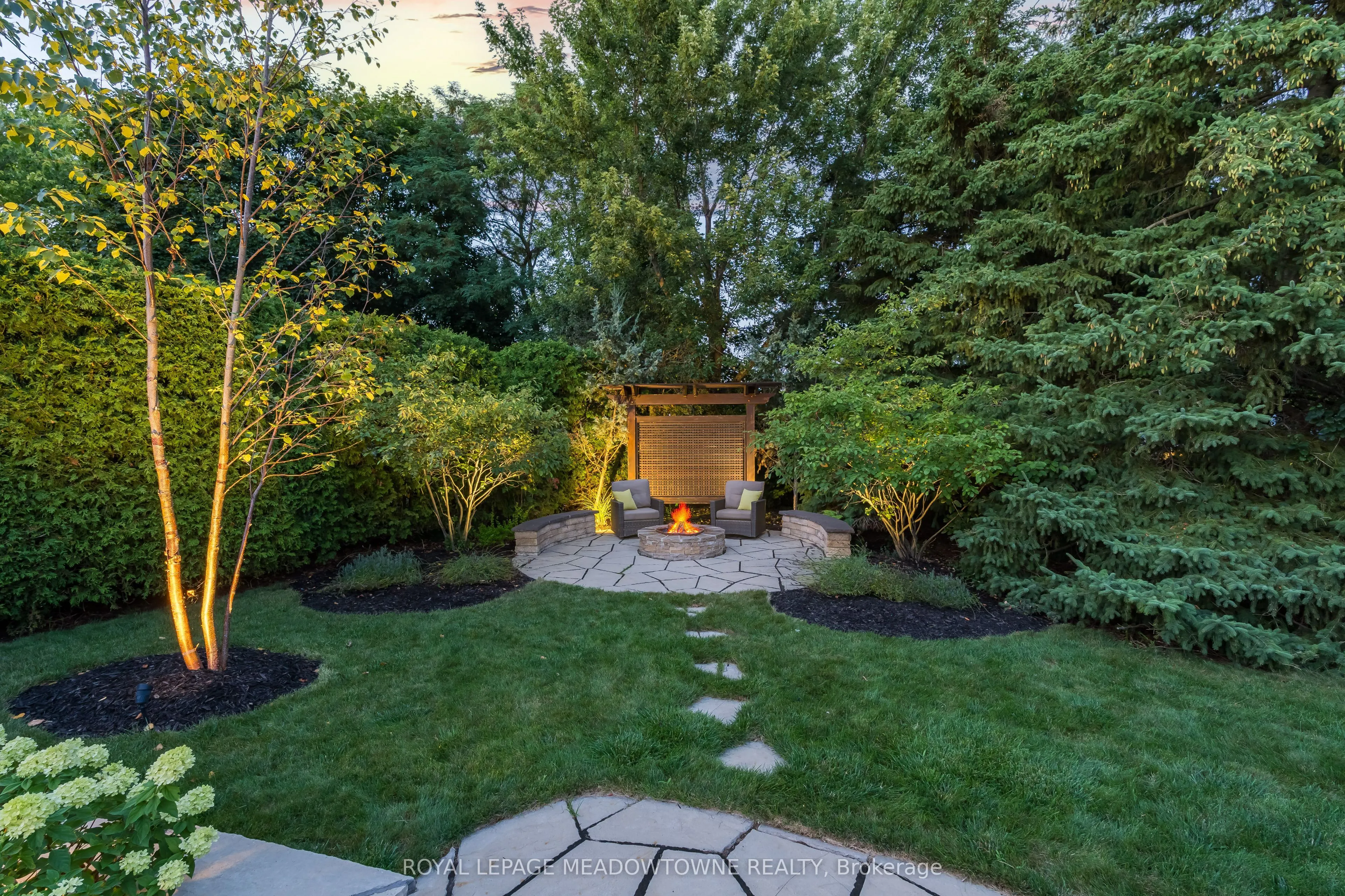25 Hillside Drive
