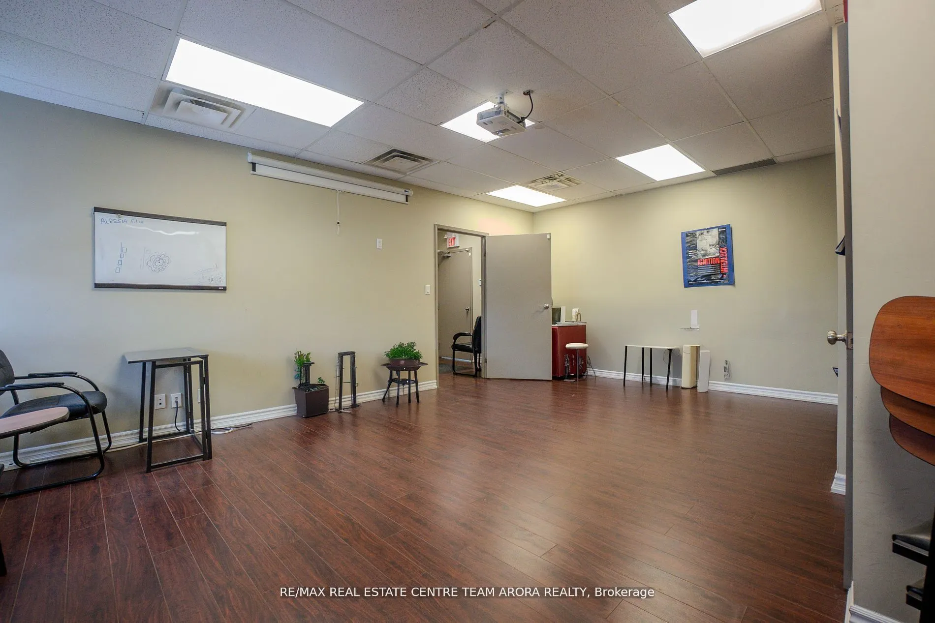 10095 Bramalea Road, #201