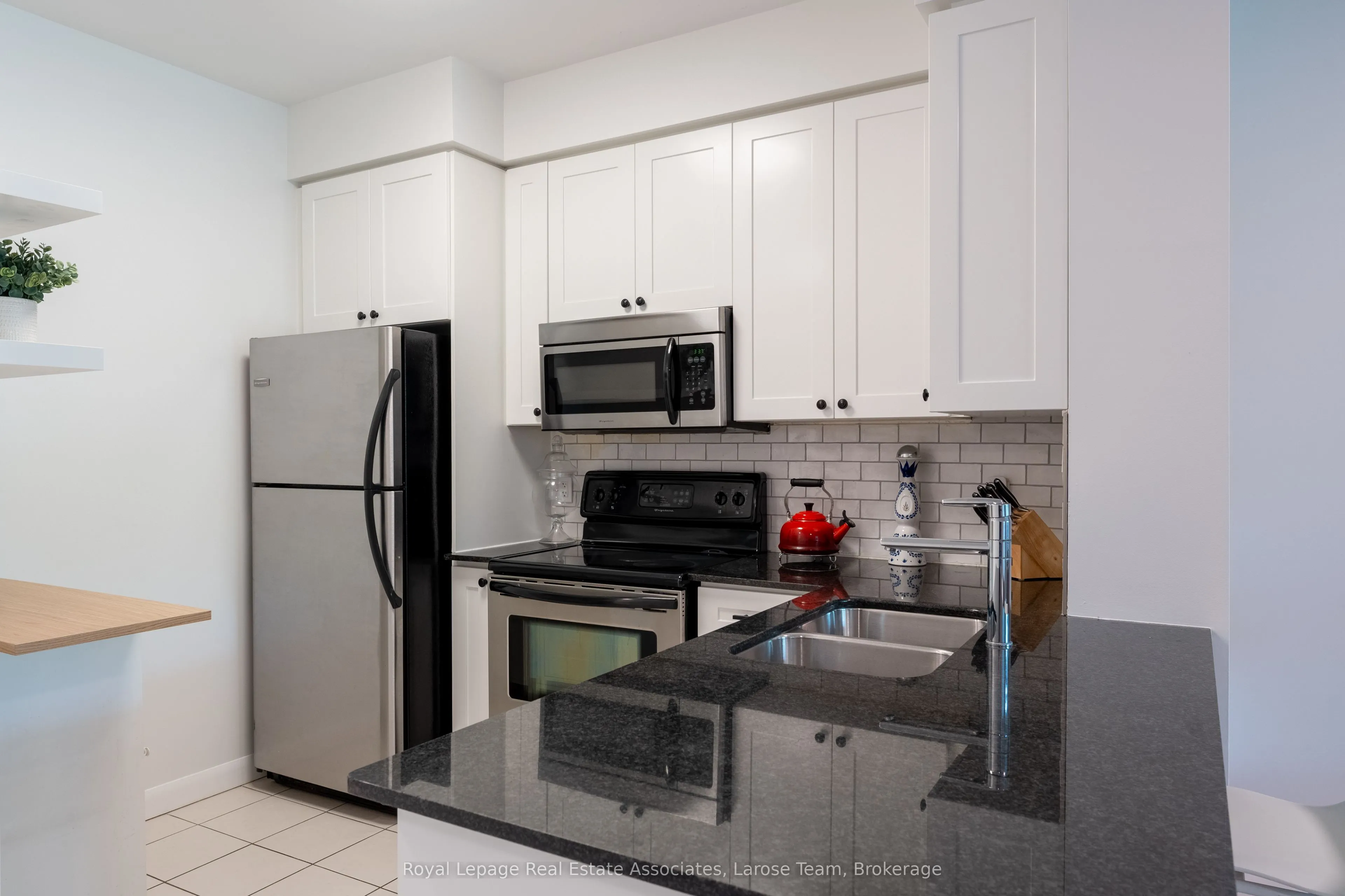 225 Sherway Gardens Road, #102