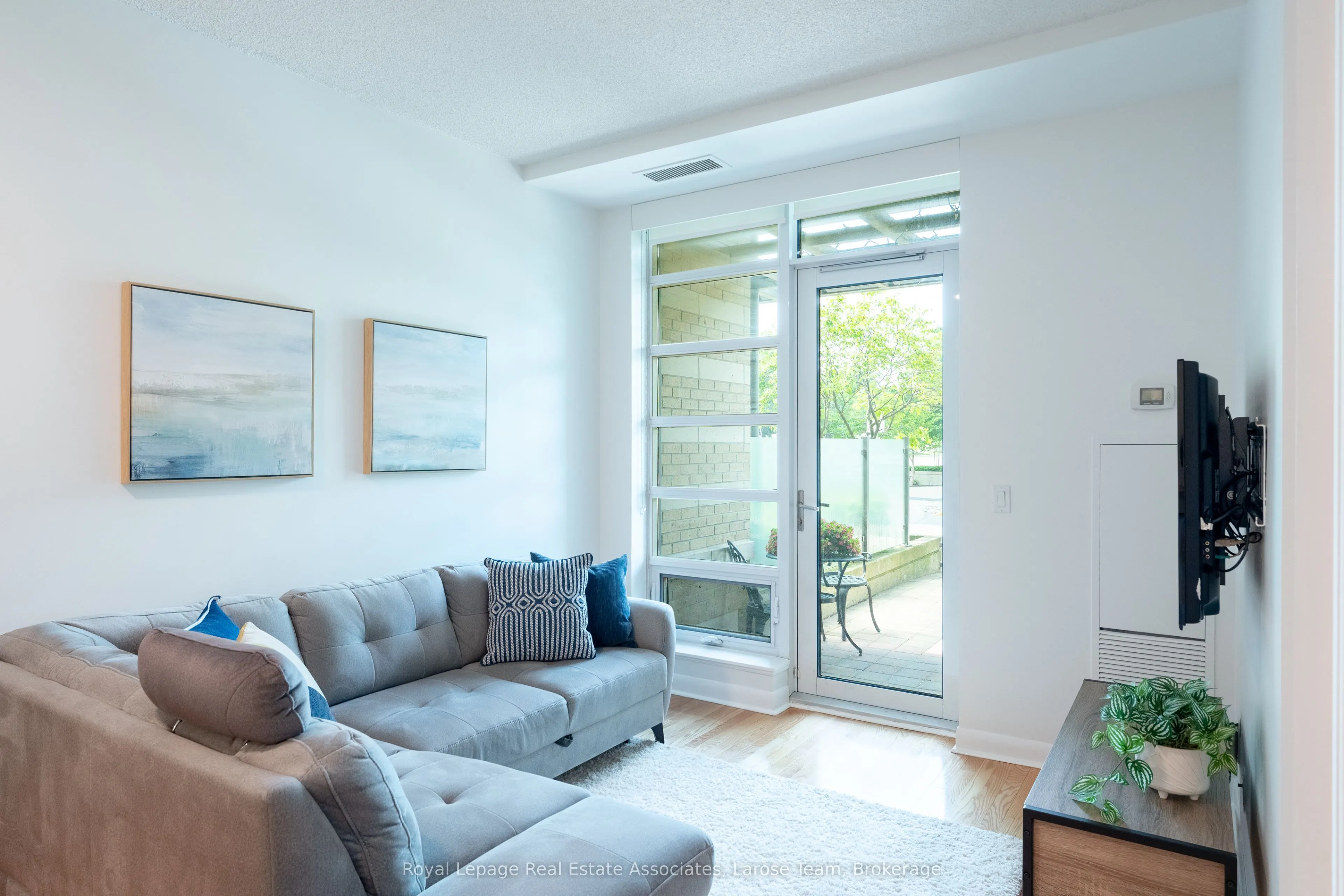 225 Sherway Gardens Road, #102