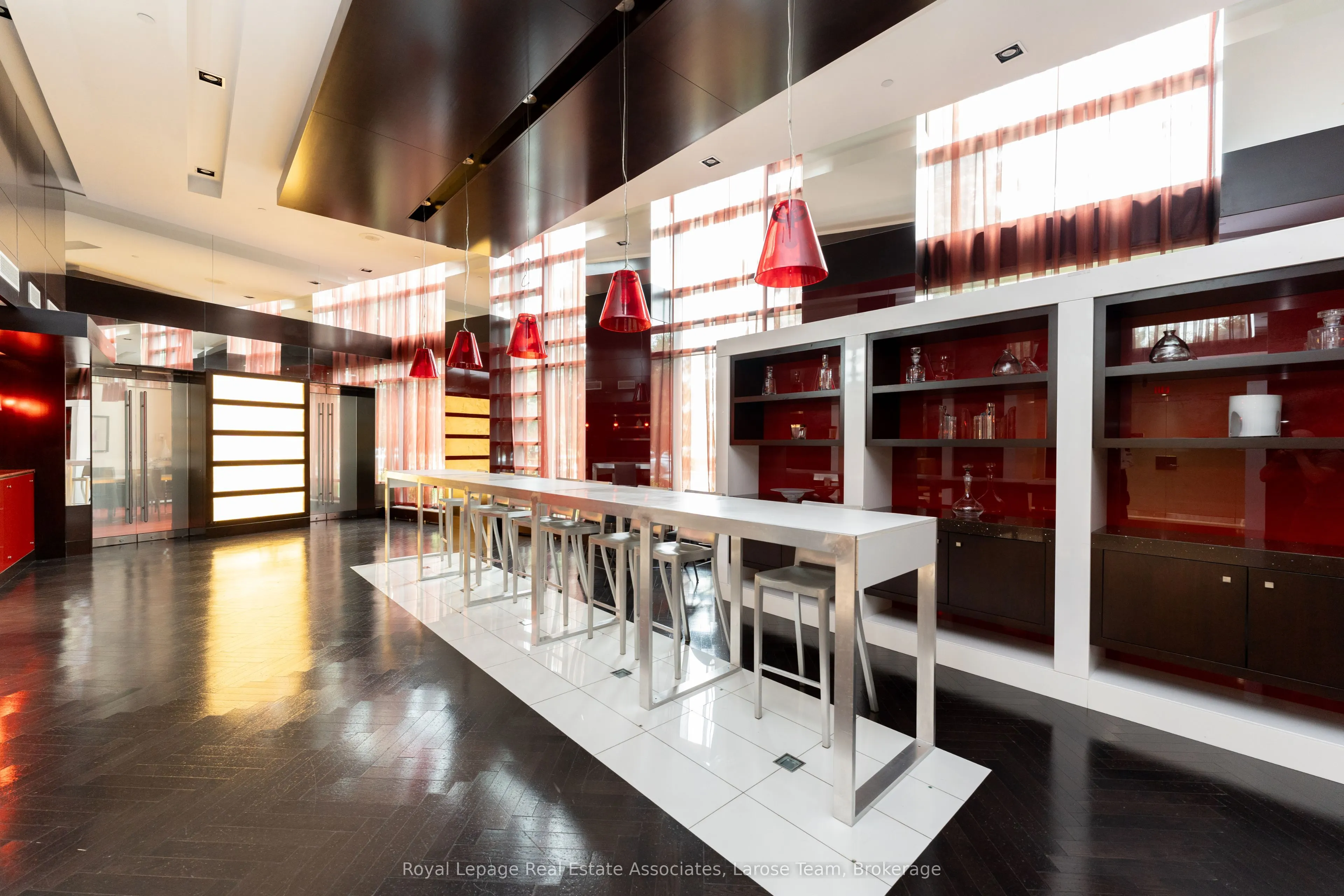 225 Sherway Gardens Road, #102